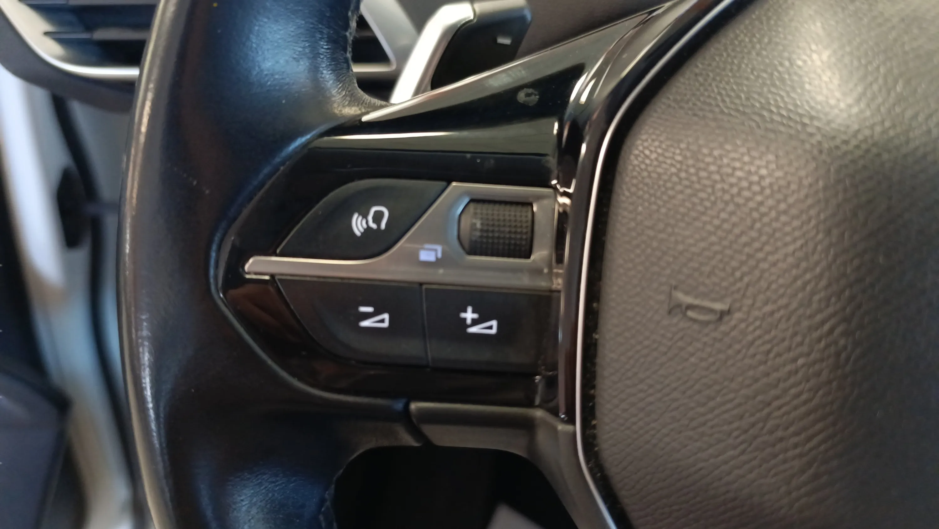 Peugeot 3008 1.5 BlueHDi Allure EAT8 - foto 11