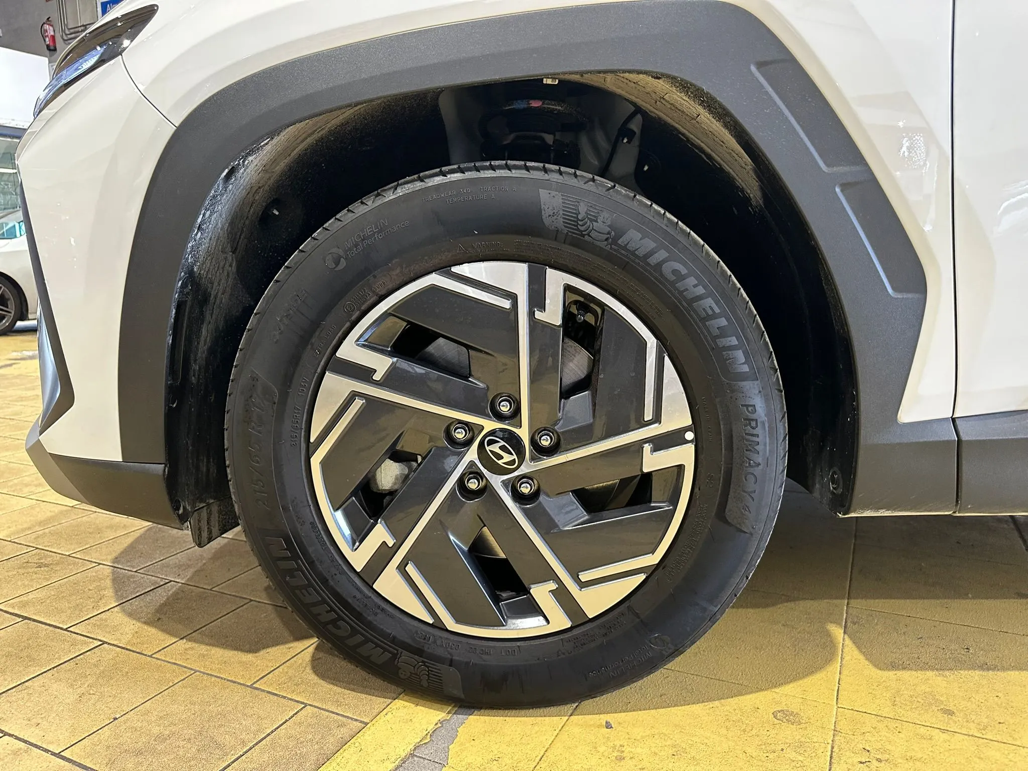 Hyundai Tucson 1.6 CRDi 48V Maxx - foto 22