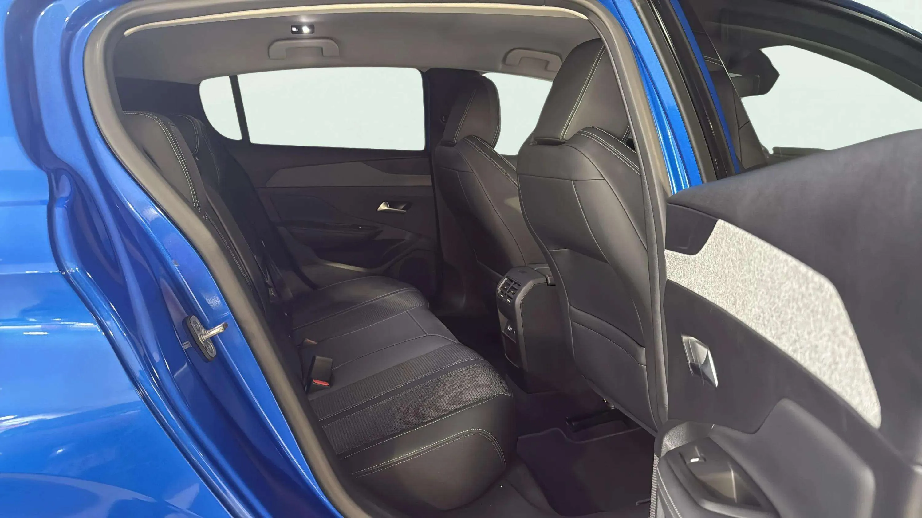 Peugeot 308 Active Pack PureTech 130 - foto 11