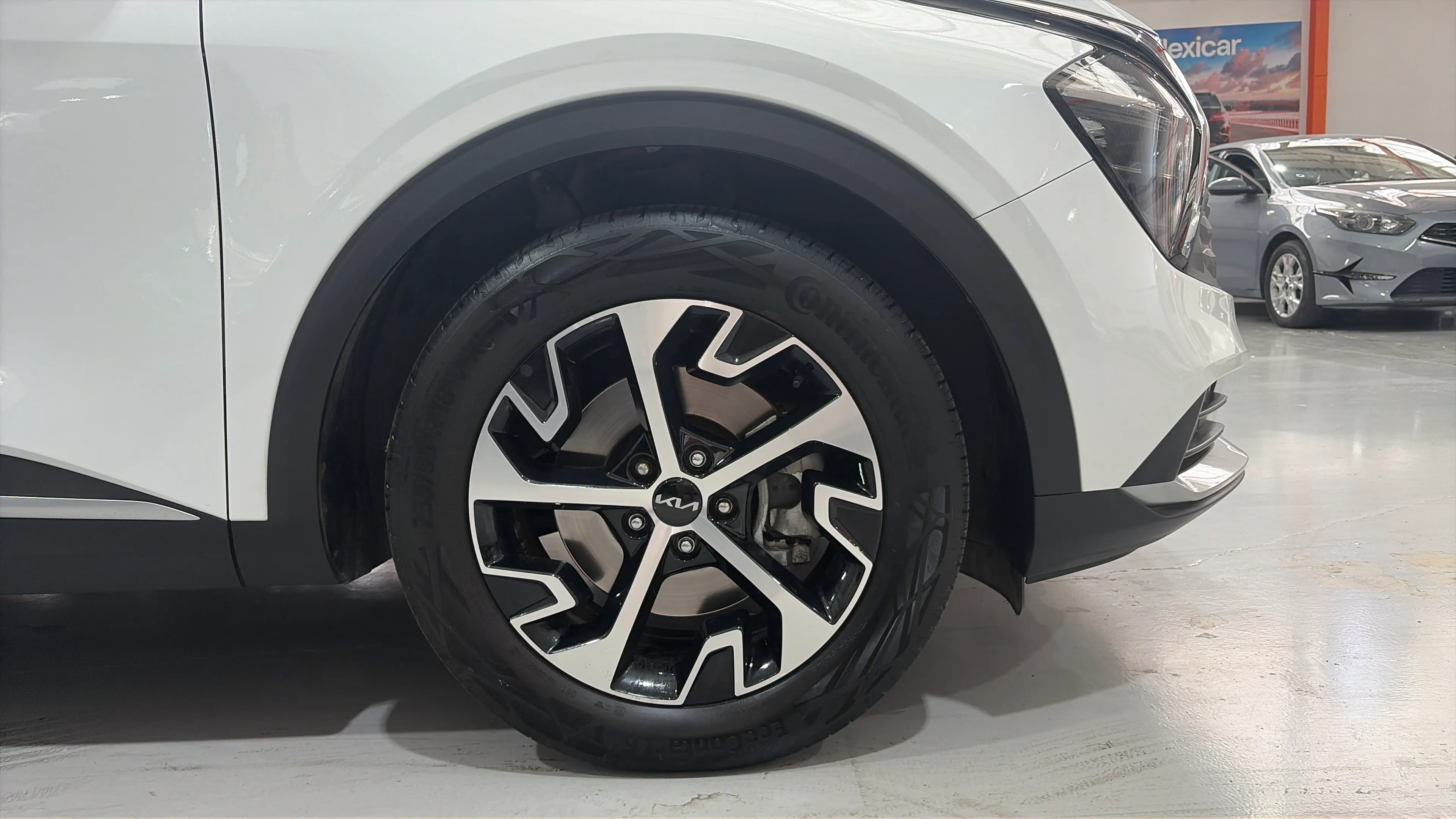 Kia Sportage 1.6 T-GDi MHEV Tech 4x2 - foto 17