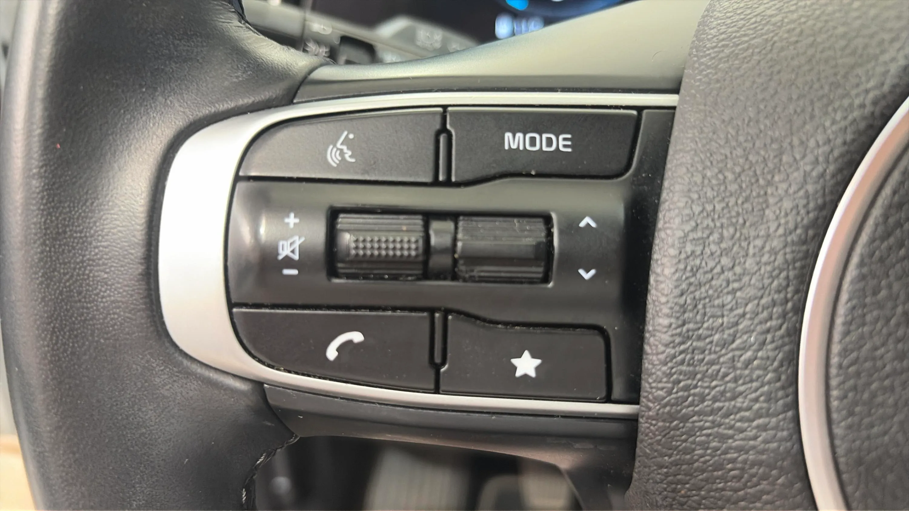 Kia Sportage 1.6 T-GDi MHEV Tech 4x2 - foto 21