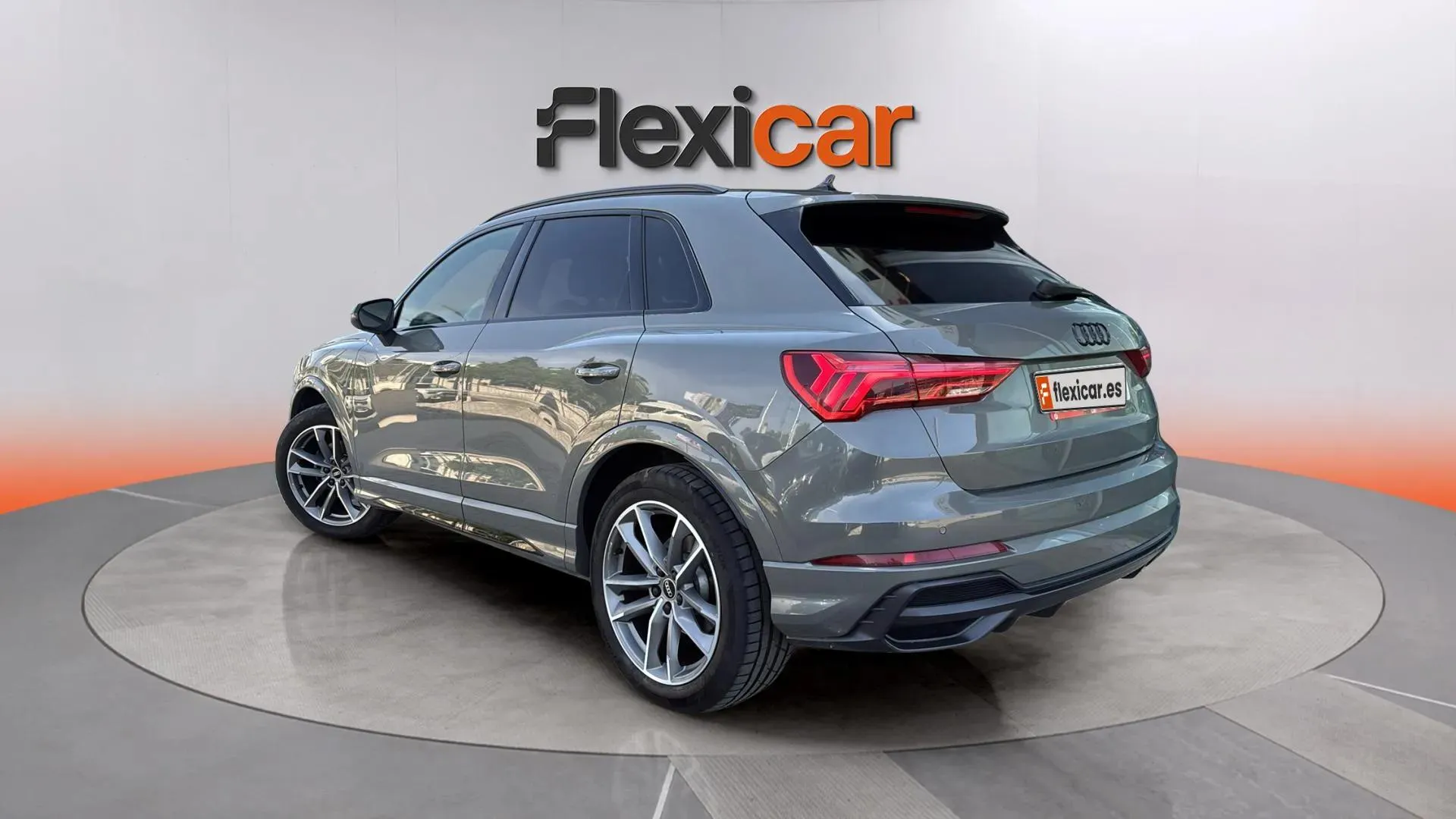 Audi Q3 Black line 35 TDI S tronic - foto 5