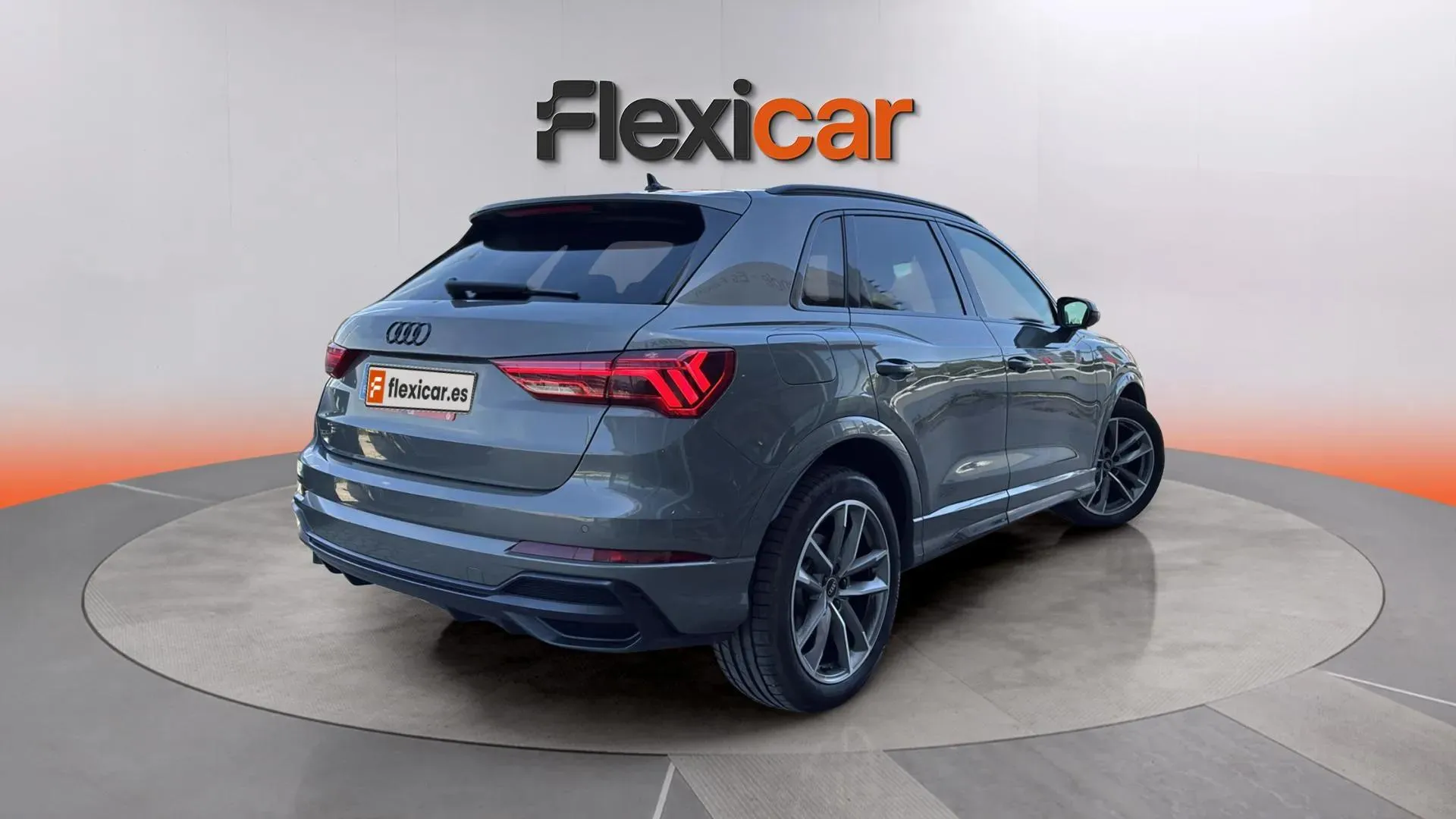 Audi Q3 Black line 35 TDI S tronic - foto 7