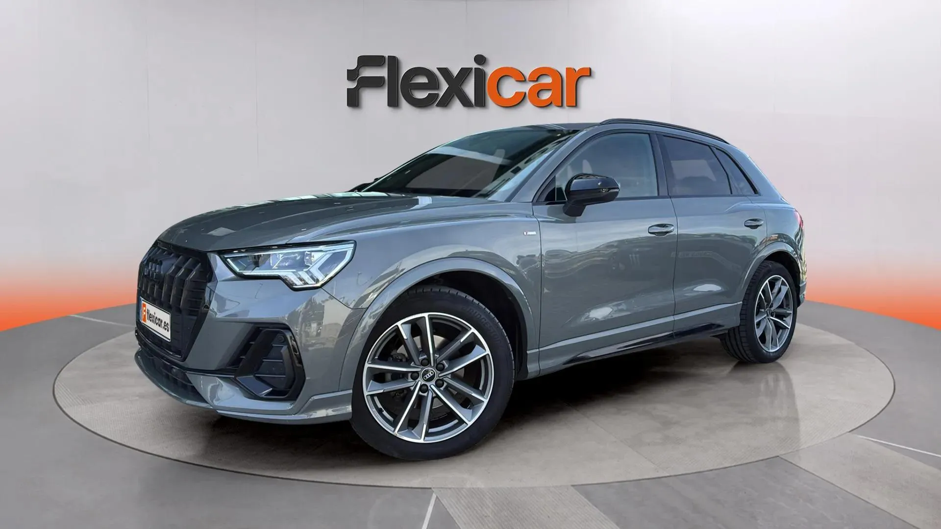 Audi Q3 Black line 35 TDI S tronic - foto 3