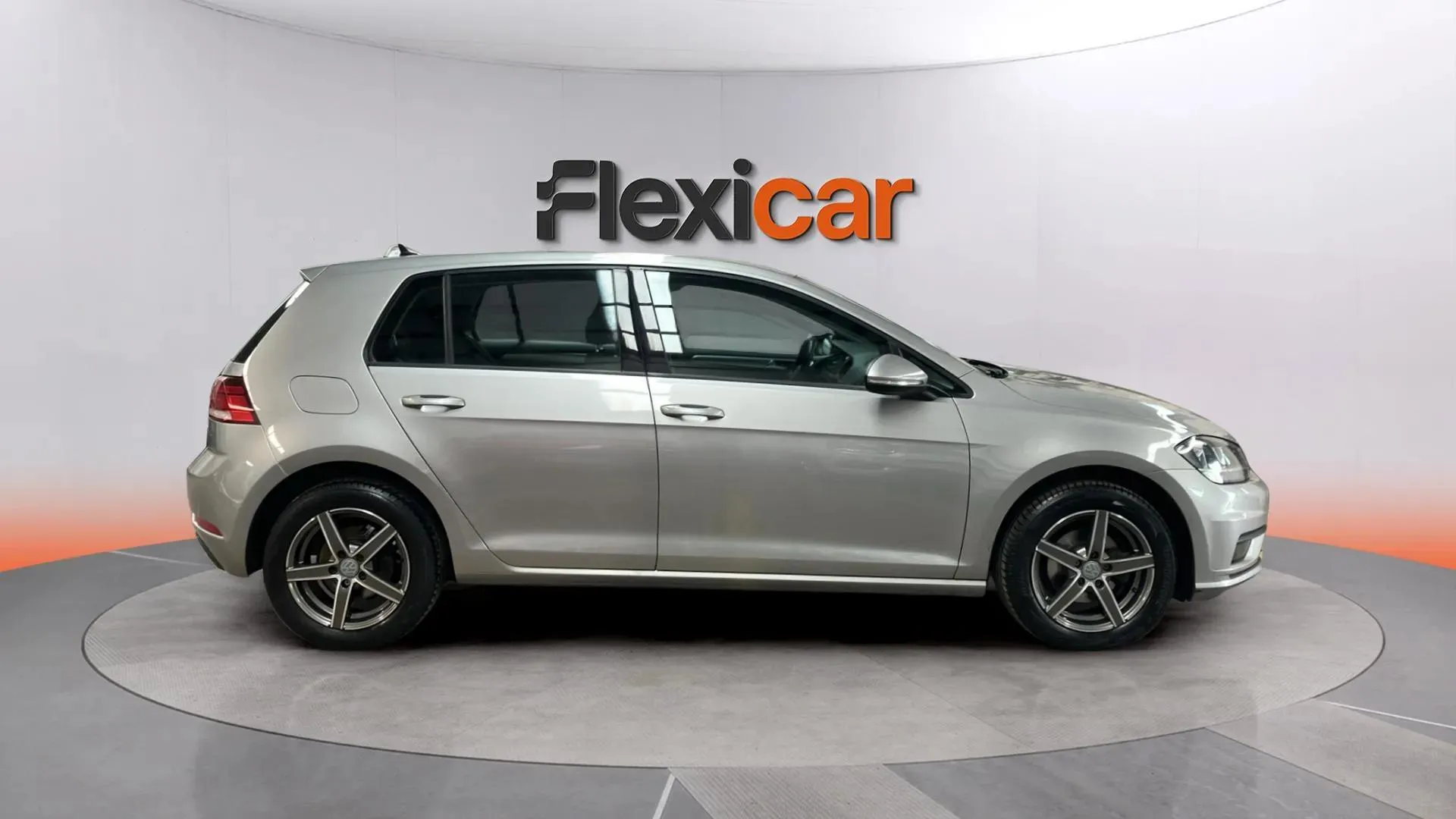 Volkswagen Golf Advance 1.0 TSI - foto 5