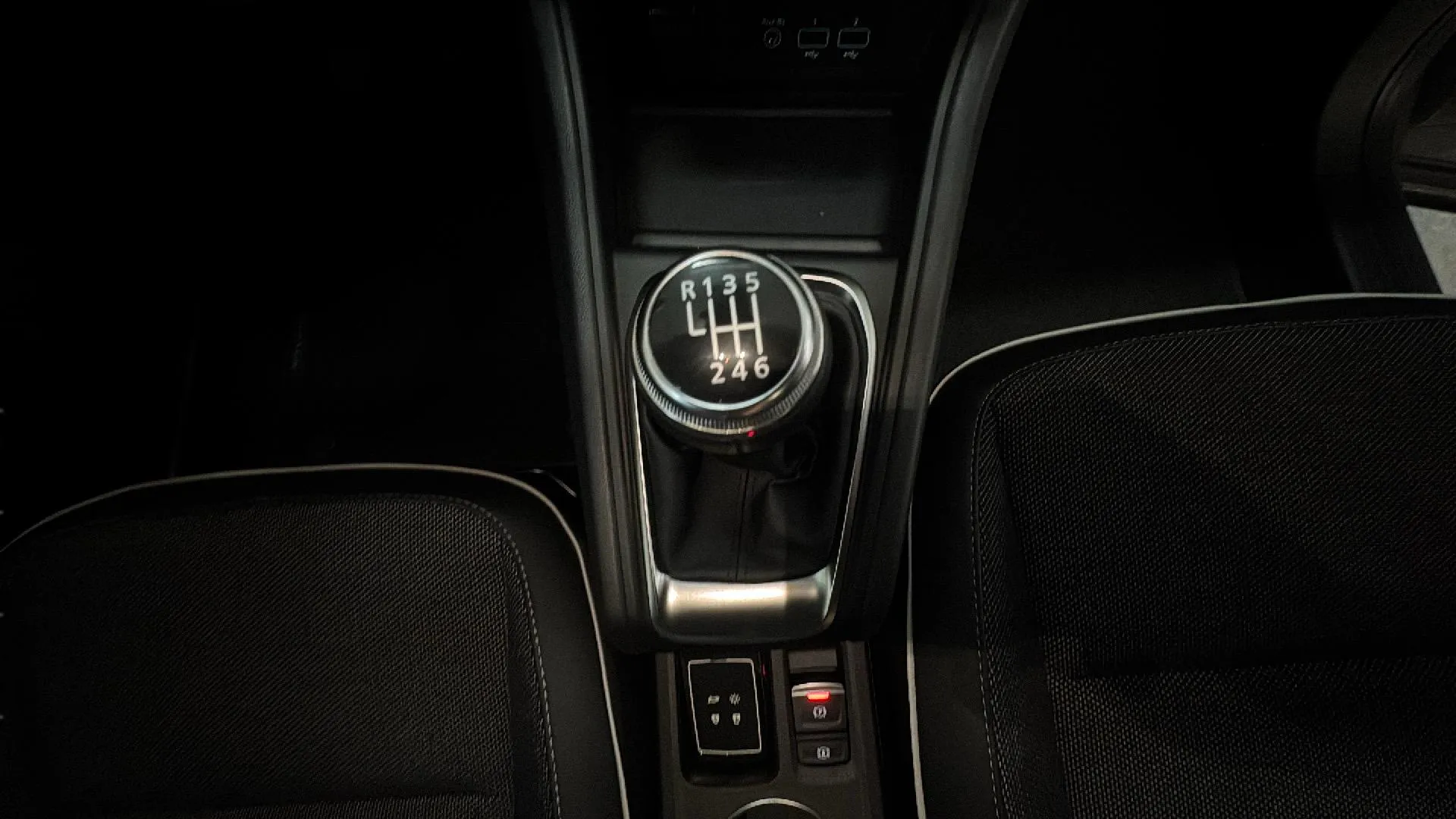Renault Captur evolution TCe GPF - foto 20
