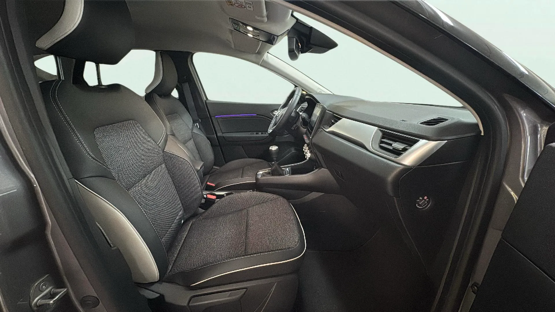 Renault Captur evolution TCe GPF - foto 9