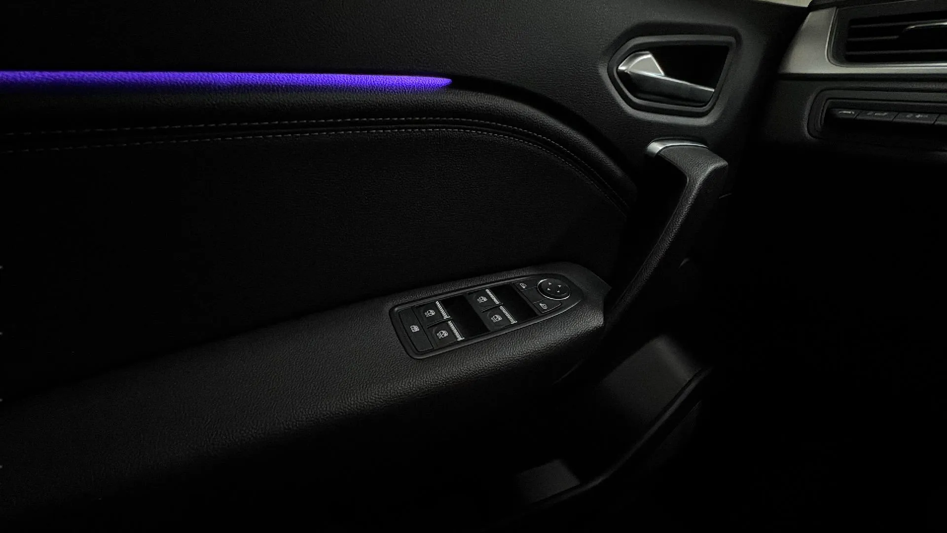 Renault Captur evolution TCe GPF - foto 24