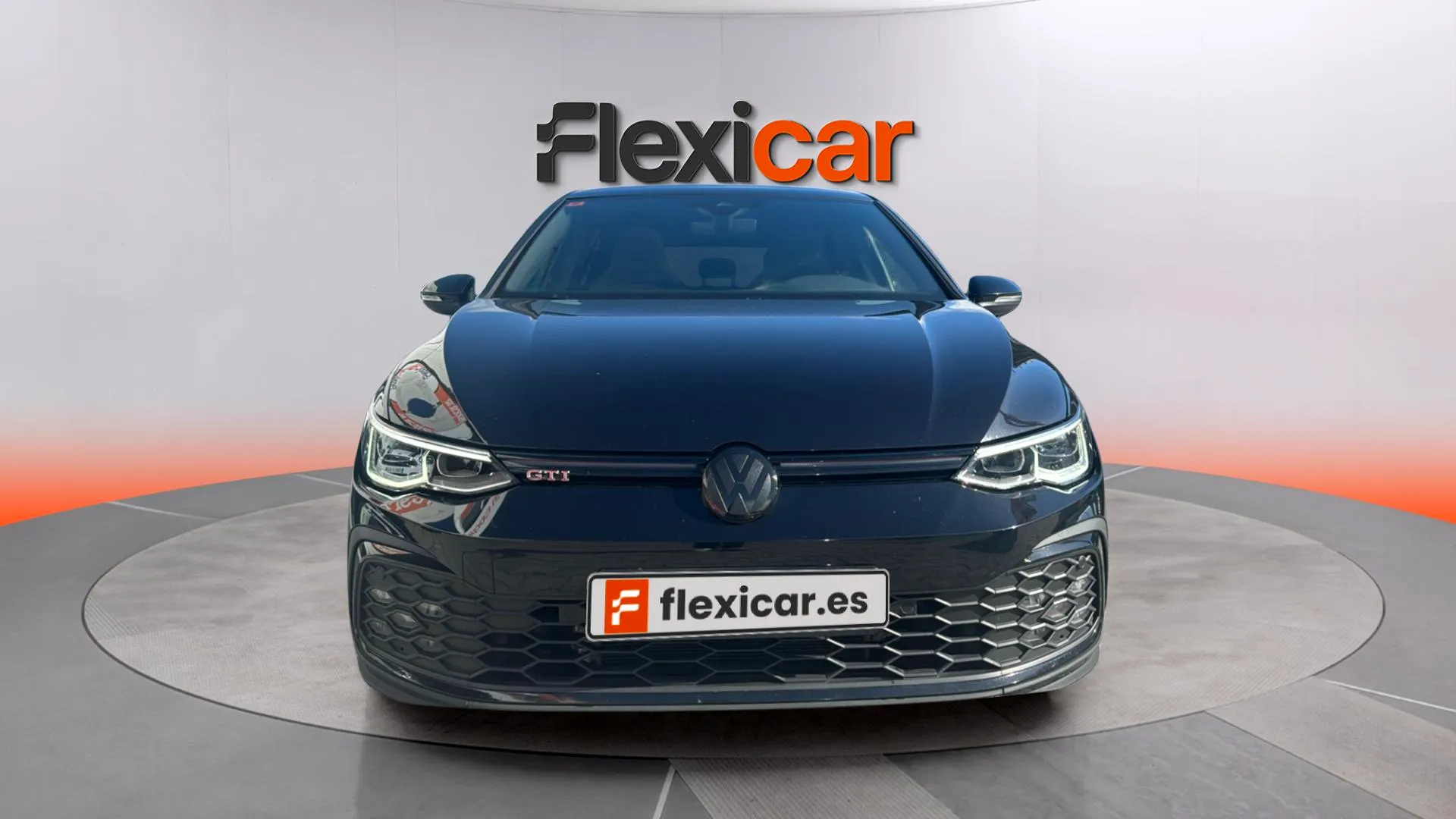 Volkswagen Golf GTI Performance 2.0 TSI DSG - foto 2