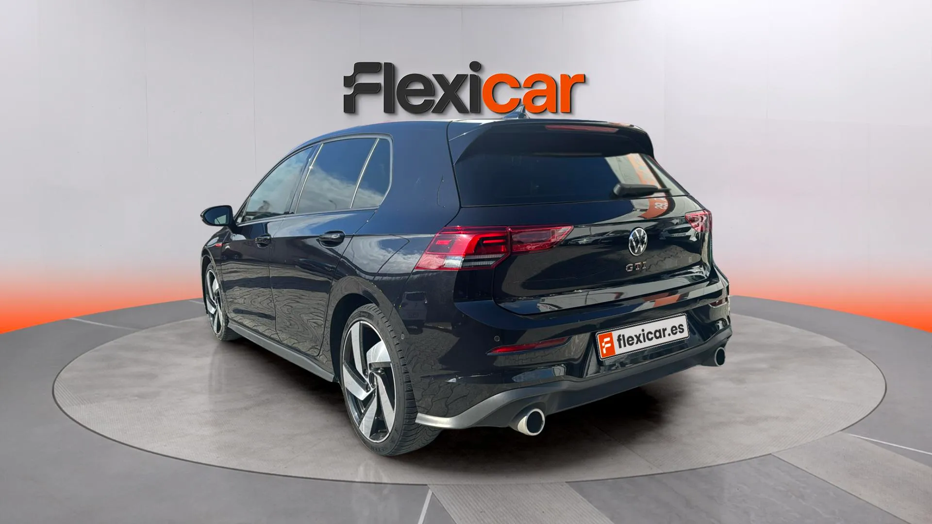 Volkswagen Golf GTI Performance 2.0 TSI DSG - foto 8
