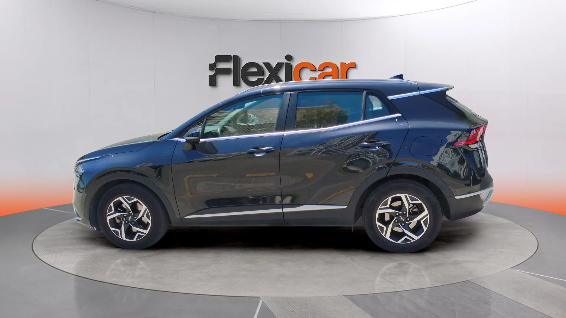 Kia Sportage 1.6 T-GDi Concept 4x2 - foto 4