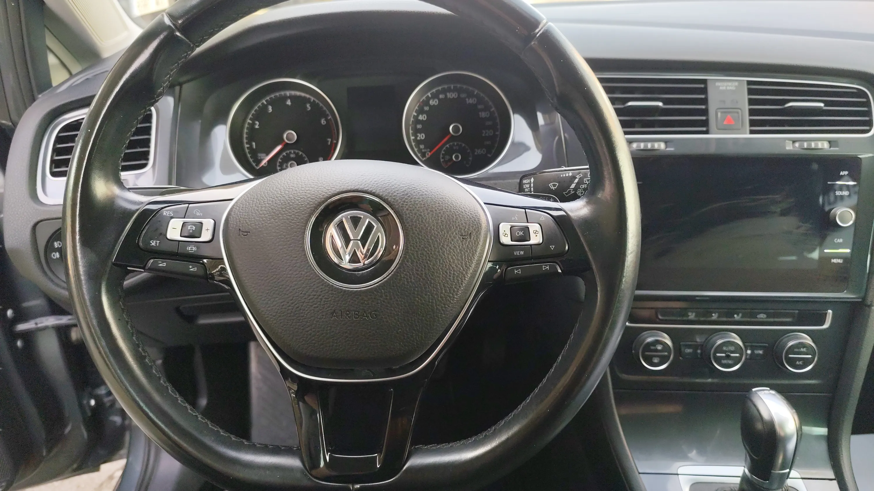 Volkswagen Golf Advance 1.0 TSI DSG Variant - foto 11