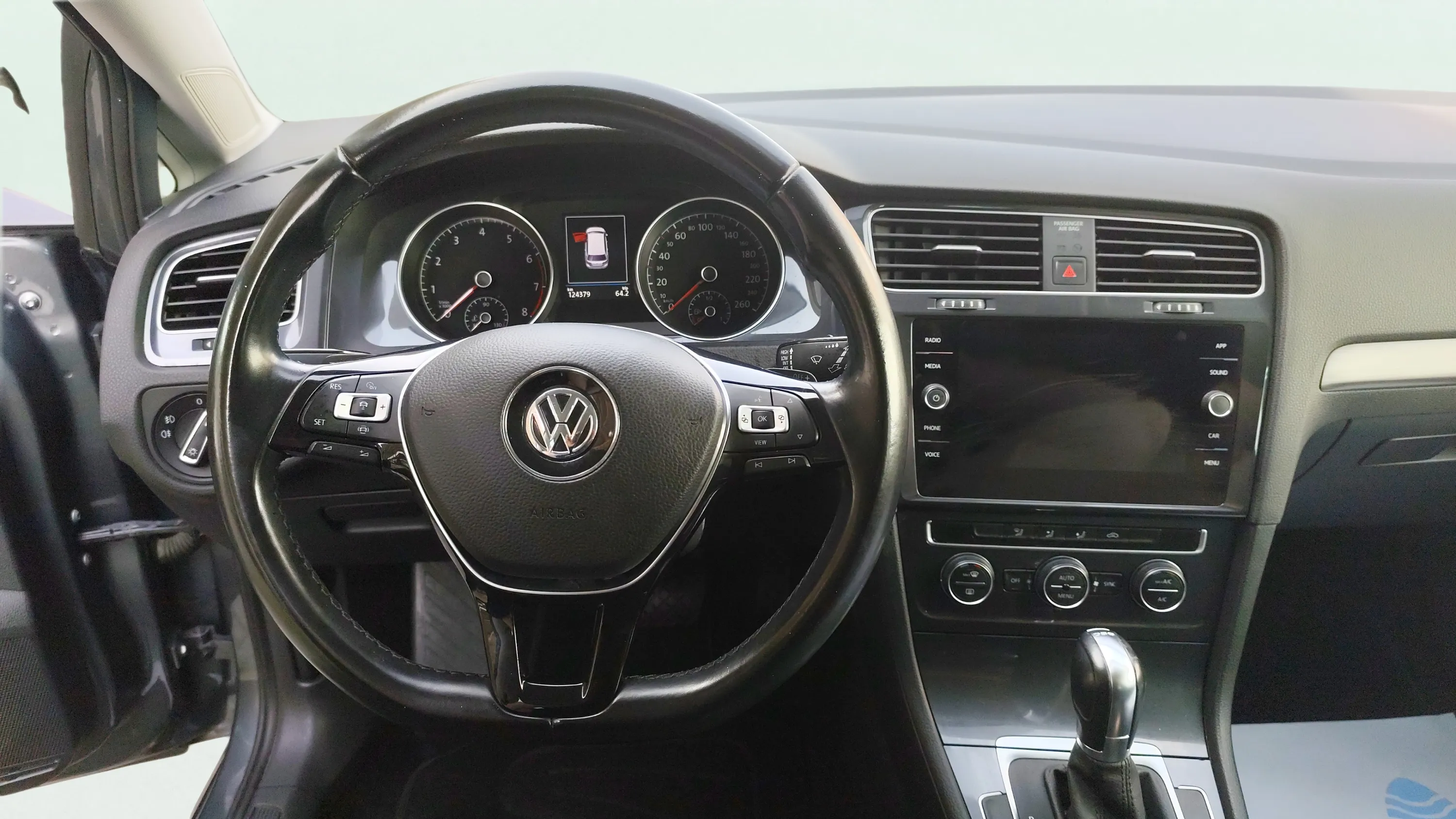 Volkswagen Golf Advance 1.0 TSI DSG Variant - foto 10