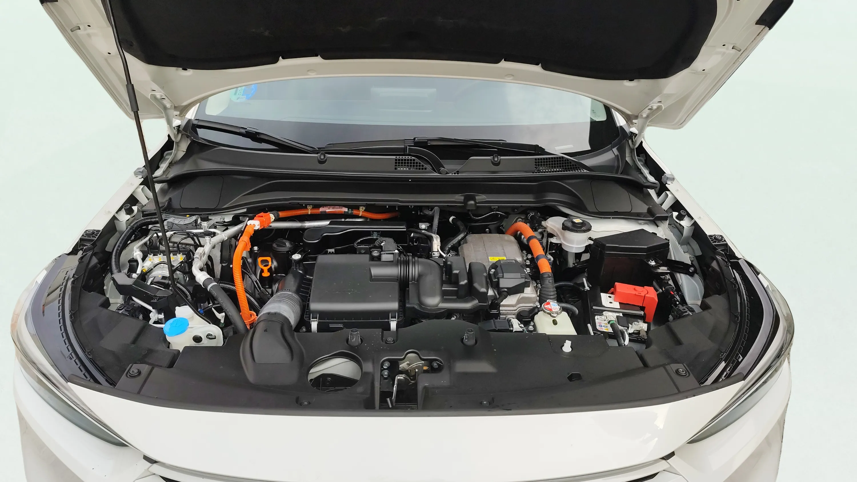 Honda HR-V 1.5 i-MMD Elegance 4x2 - foto 17