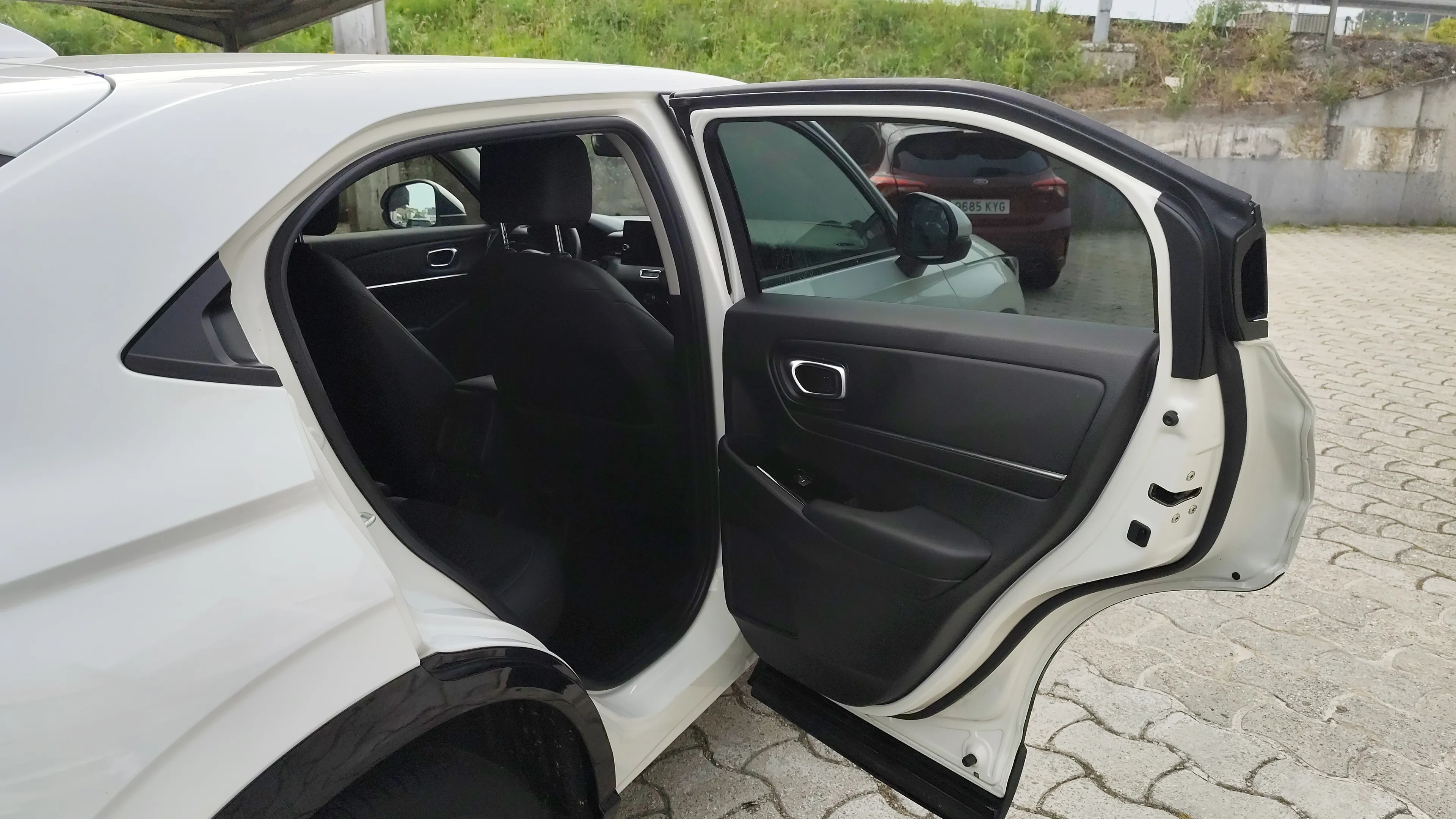 Honda HR-V 1.5 i-MMD Elegance 4x2 - foto 14