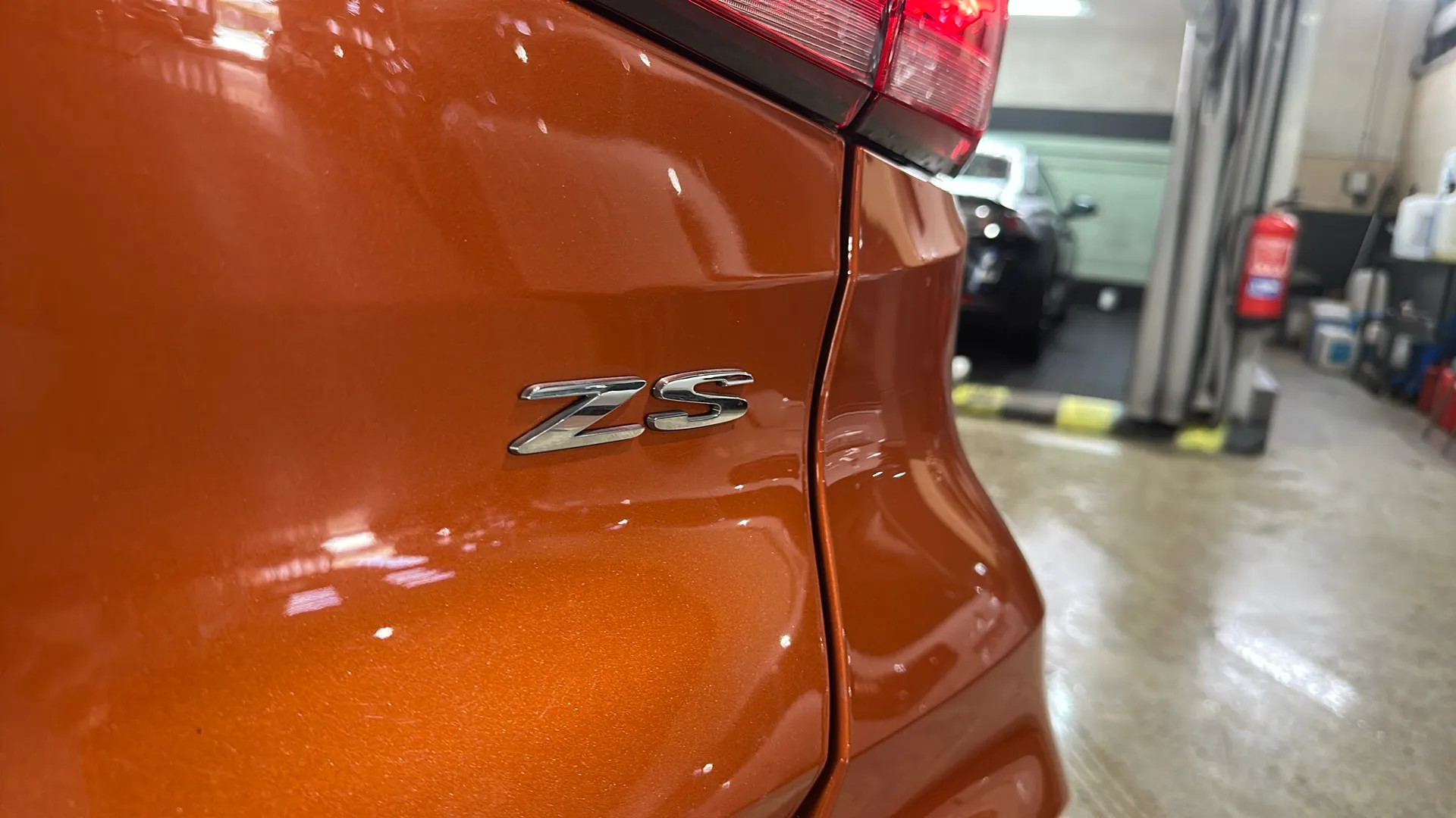 MG ZS 1.0T Luxury - foto 17