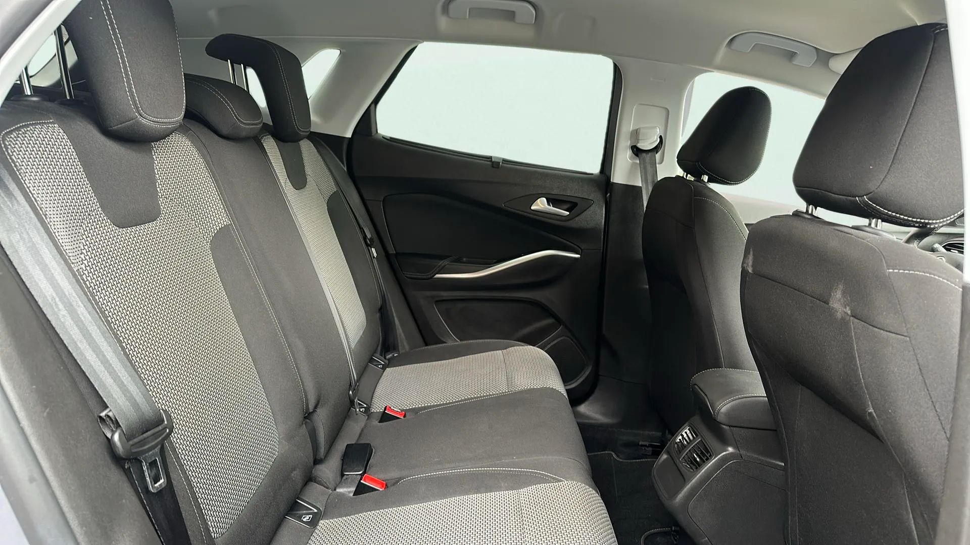 Opel Grandland 1.2 Turbo Excellence - foto 14