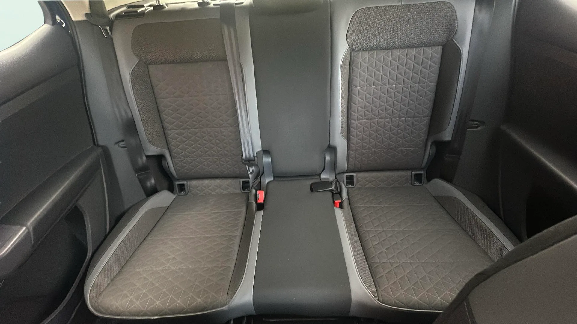 Volkswagen T-Cross Sport 1.0 TSI DSG - foto 16