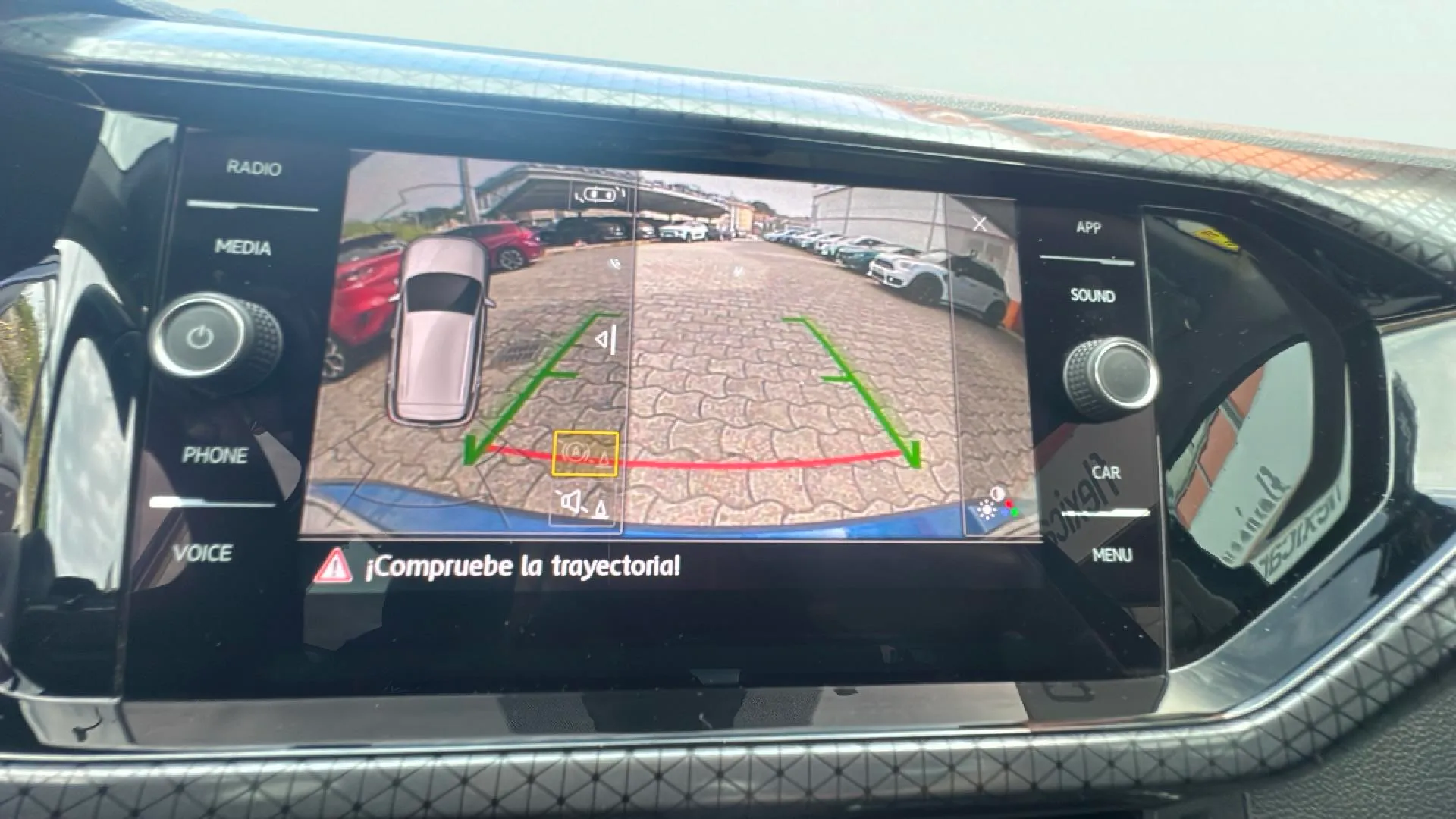 Volkswagen T-Cross Sport 1.0 TSI DSG - foto 26