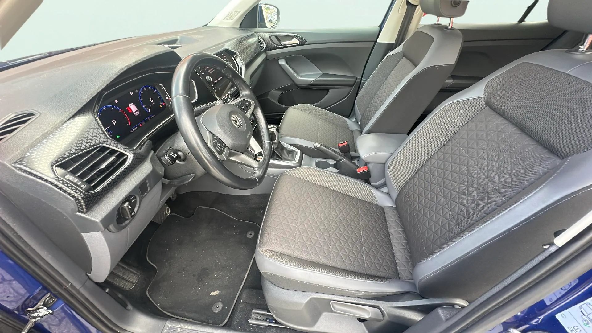 Volkswagen T-Cross Sport 1.0 TSI DSG - foto 14