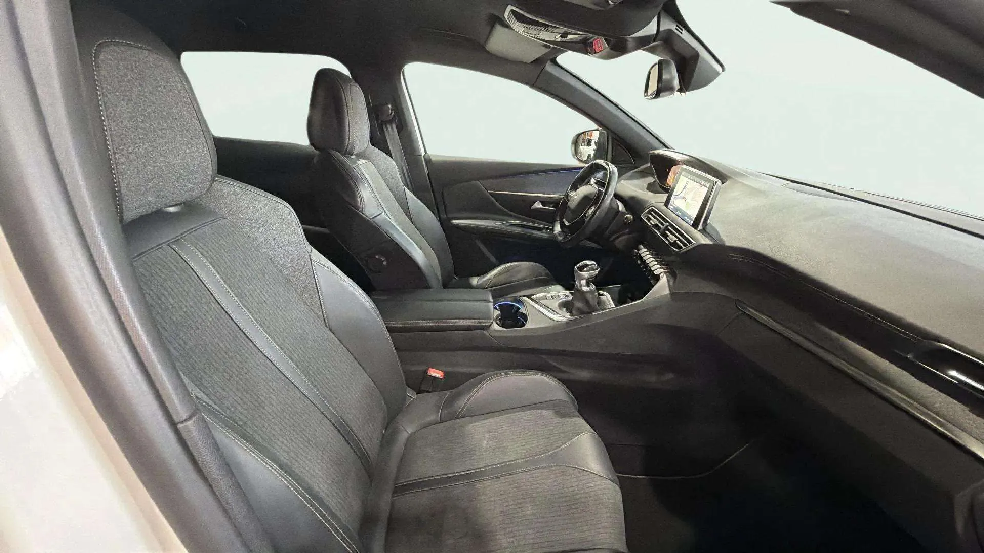 Peugeot 3008 1.2 PureTech GT - foto 9