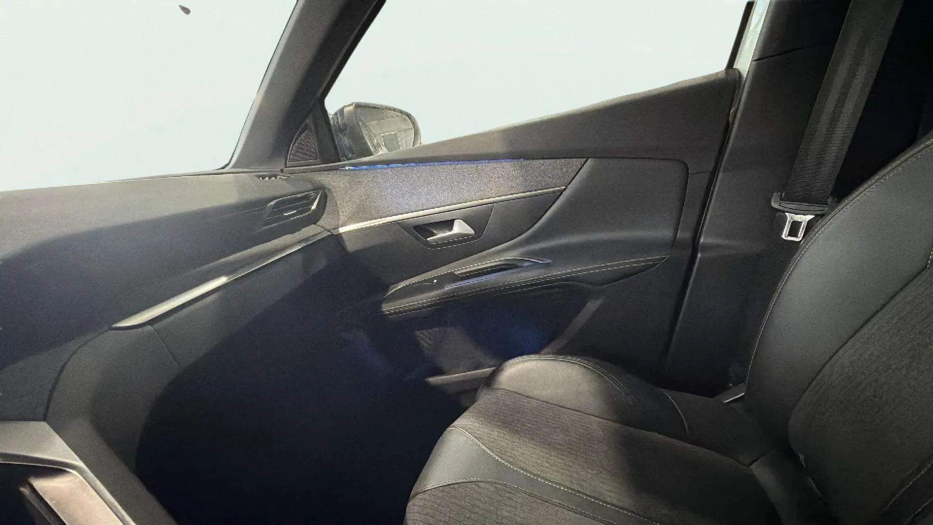 Peugeot 3008 1.2 PureTech GT - foto 12
