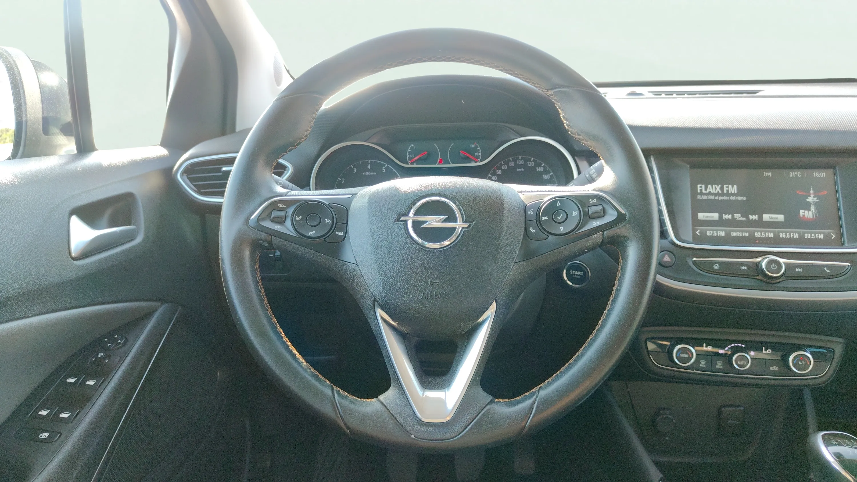 Opel Crossland 1.2 Innovation - foto 11
