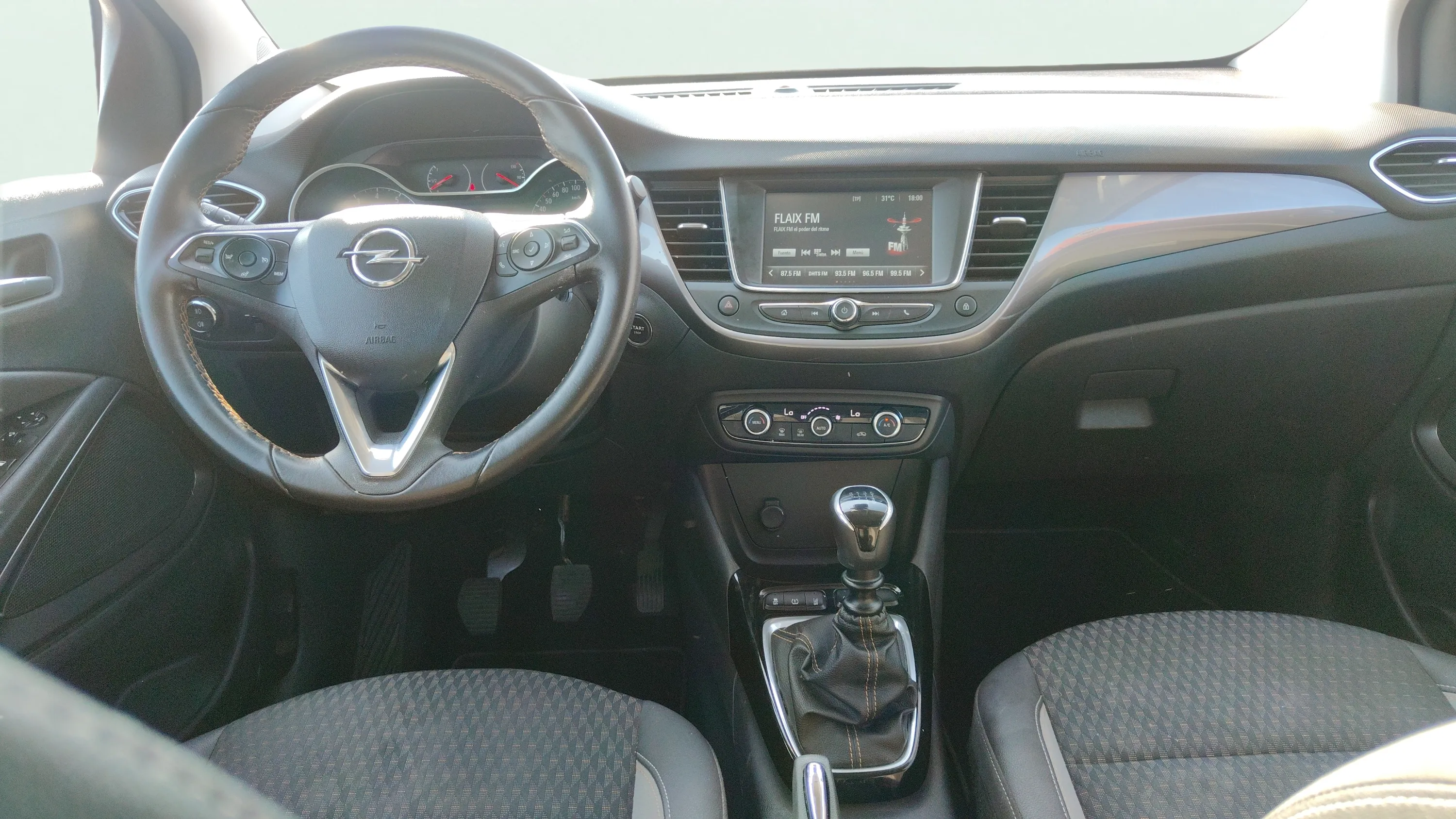 Opel Crossland 1.2 Innovation - foto 9
