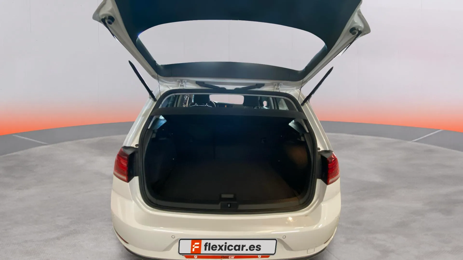 Volkswagen Golf Ready2Go 1.0 TSI - foto 13