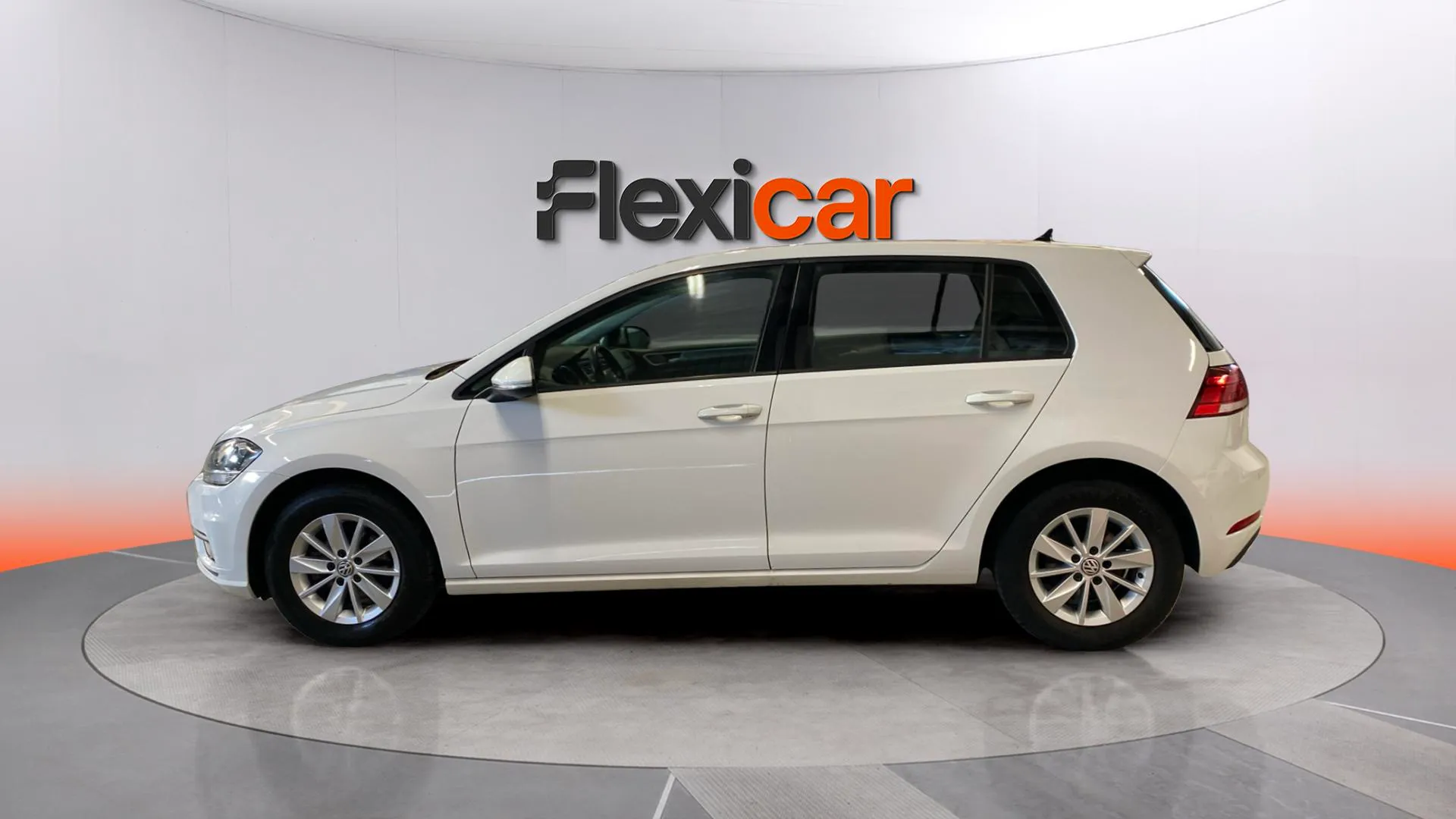 Volkswagen Golf Ready2Go 1.0 TSI - foto 5