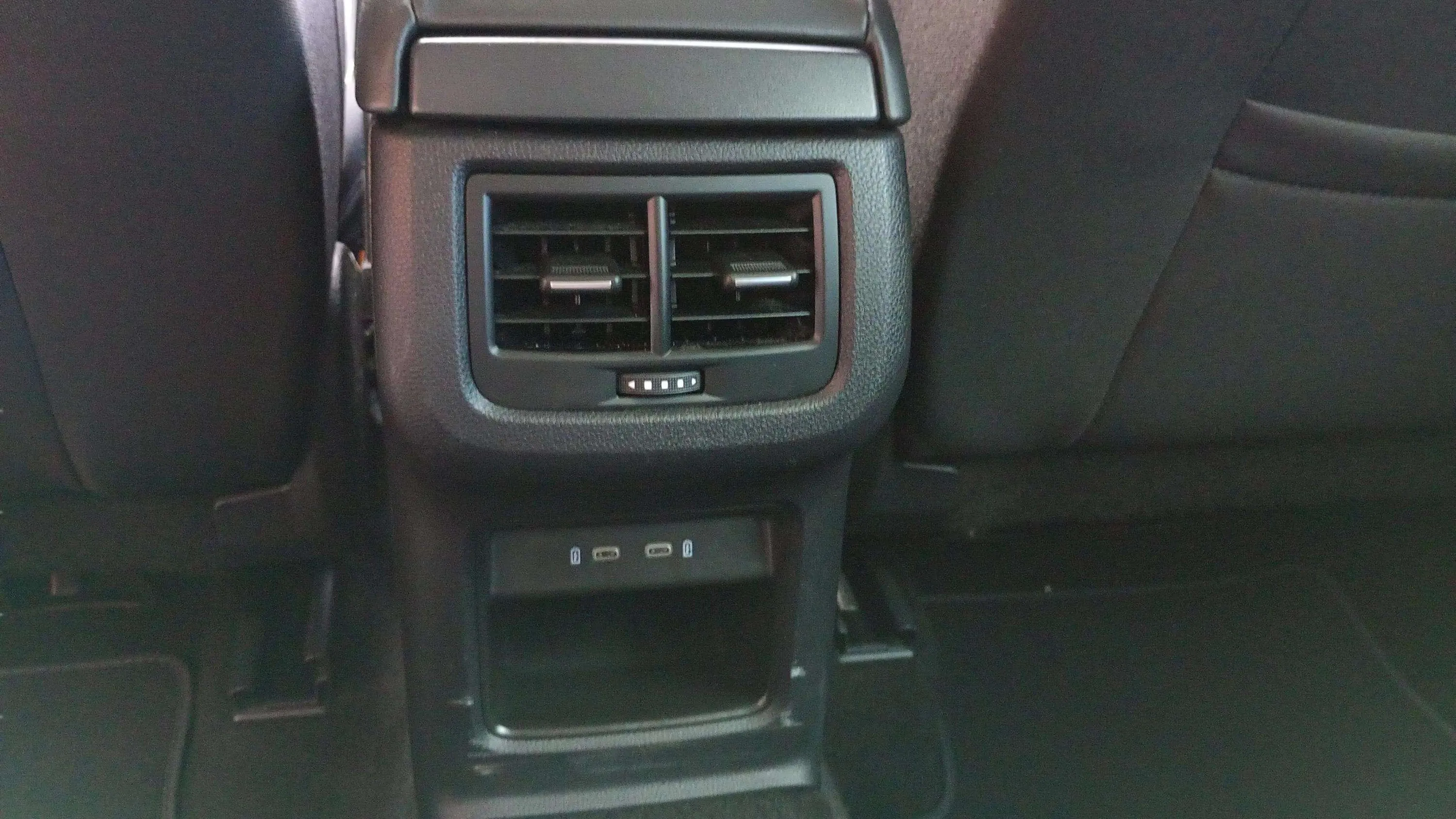 SEAT Ateca 1.5 TSI DSG Style - foto 20