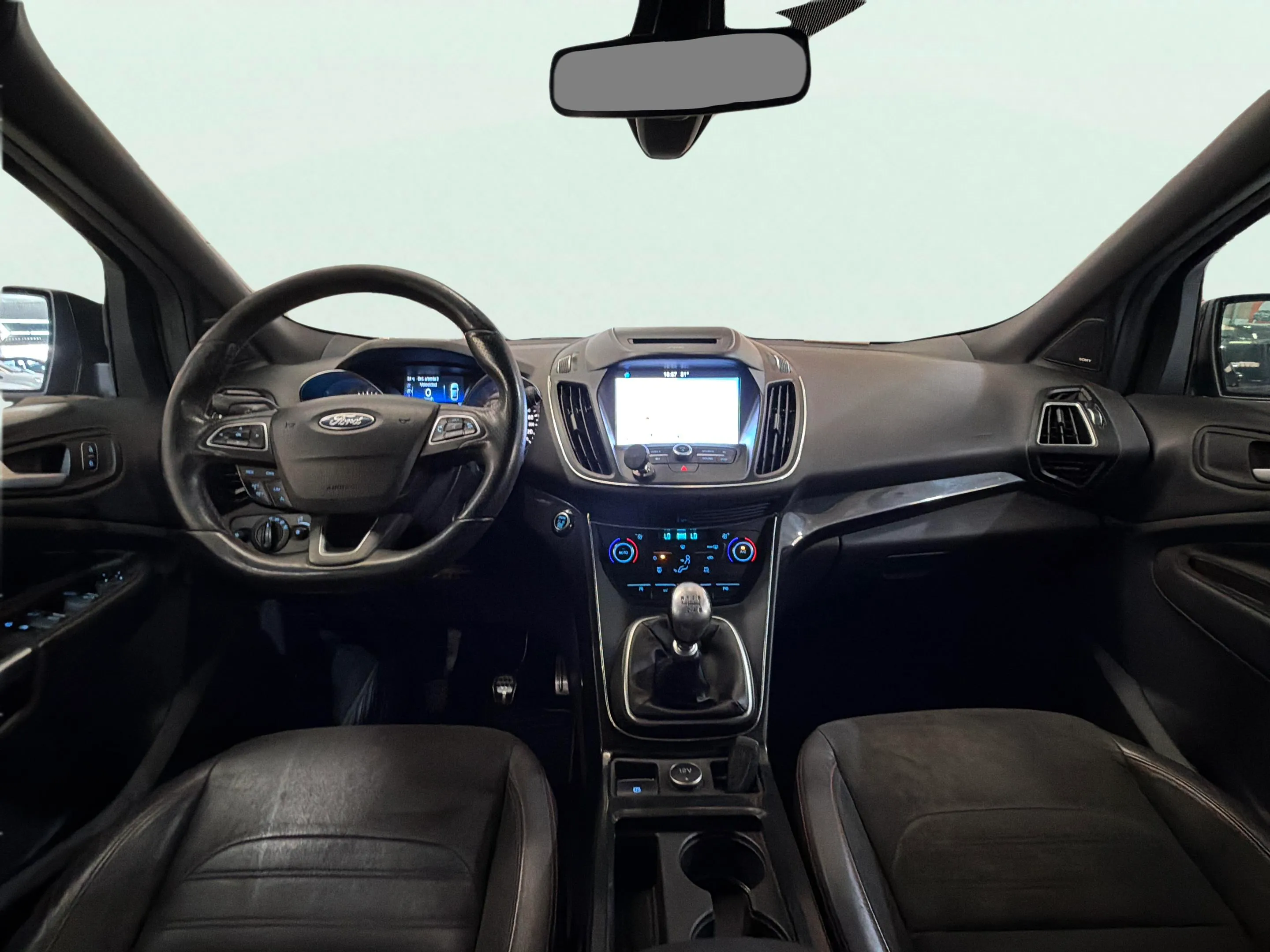 Ford Kuga ST-Line Limited Ed 1.5 EcoBoost 4x2 - foto 6