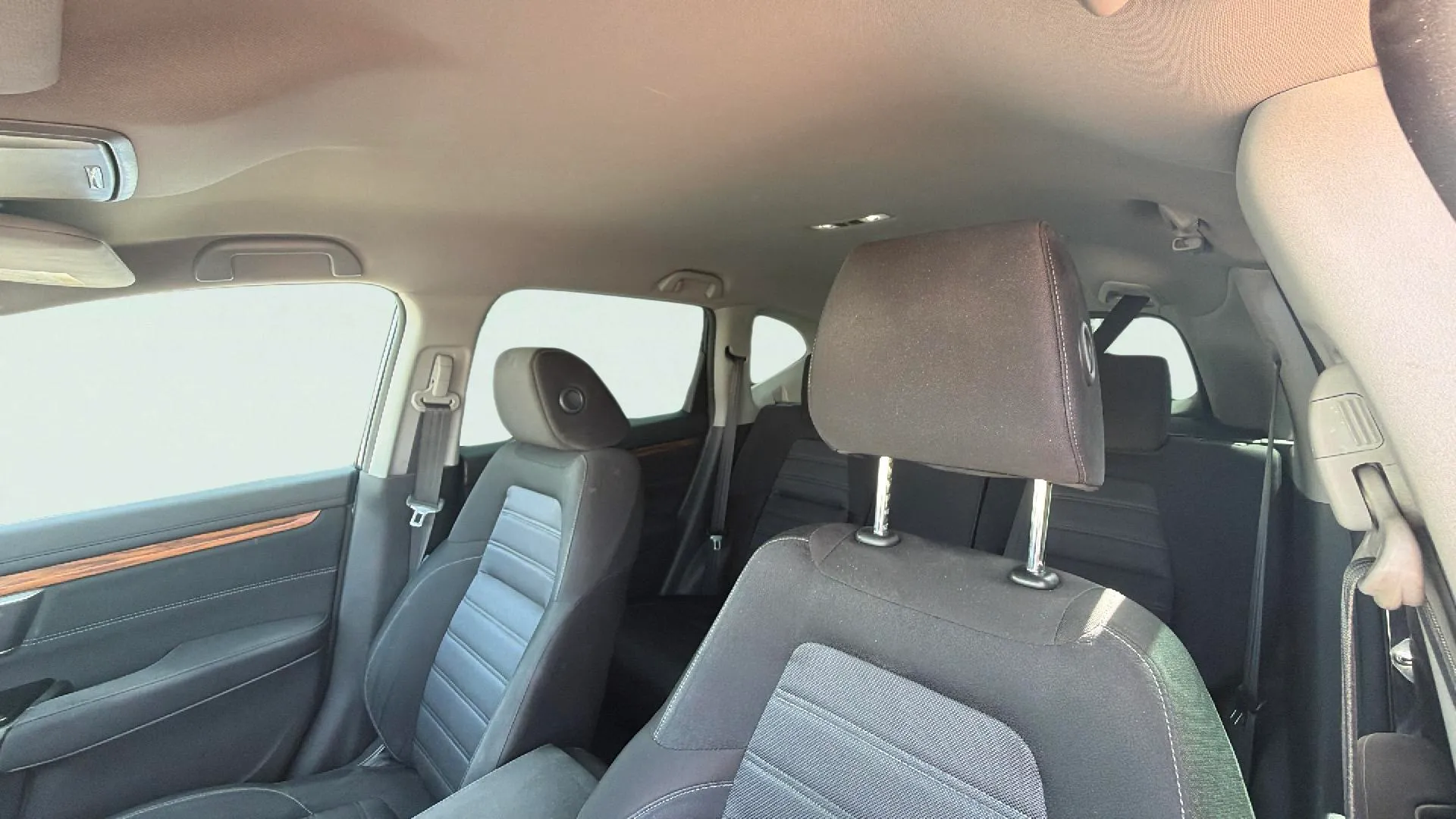 Honda CR-V 1.5 VTEC Turbo 4x2 Elegance Navi - foto 11