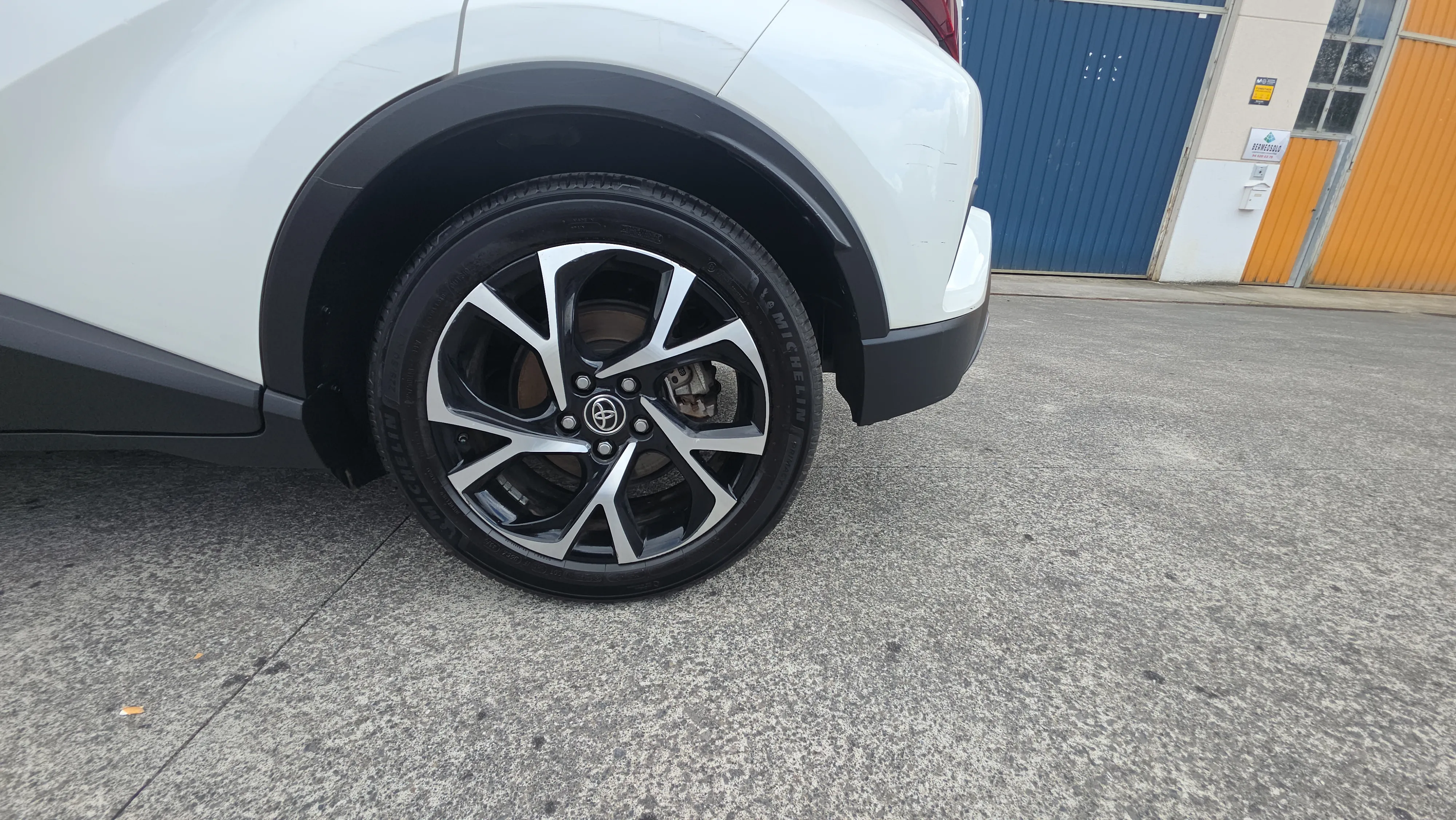 Toyota C-HR 1.8 125H Advance - foto 28