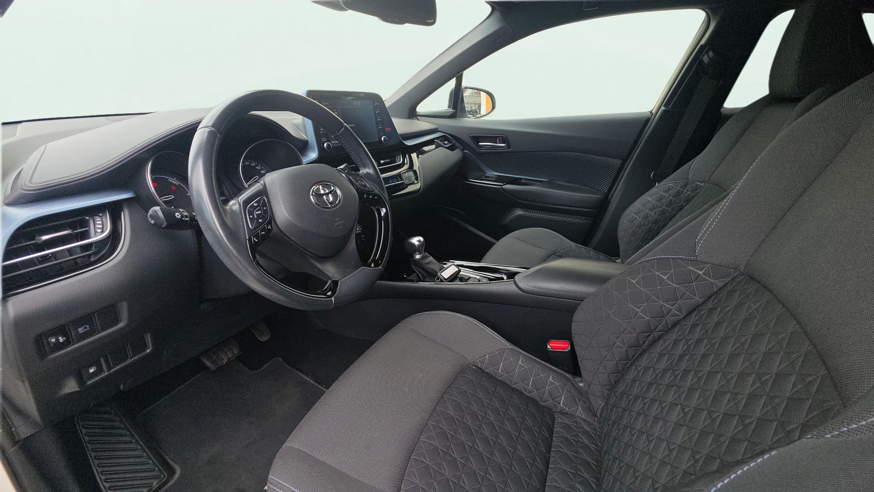 Toyota C-HR 1.8 125H Advance - foto 11