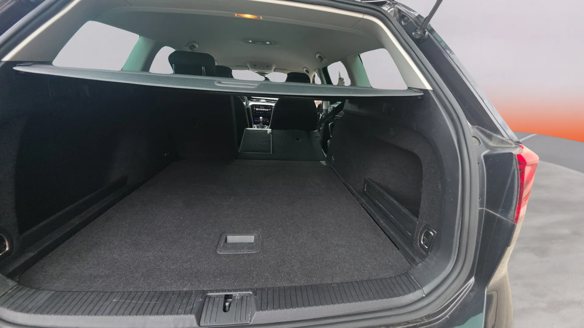 Volkswagen Passat Variant 2.0 TDI DSG - foto 9