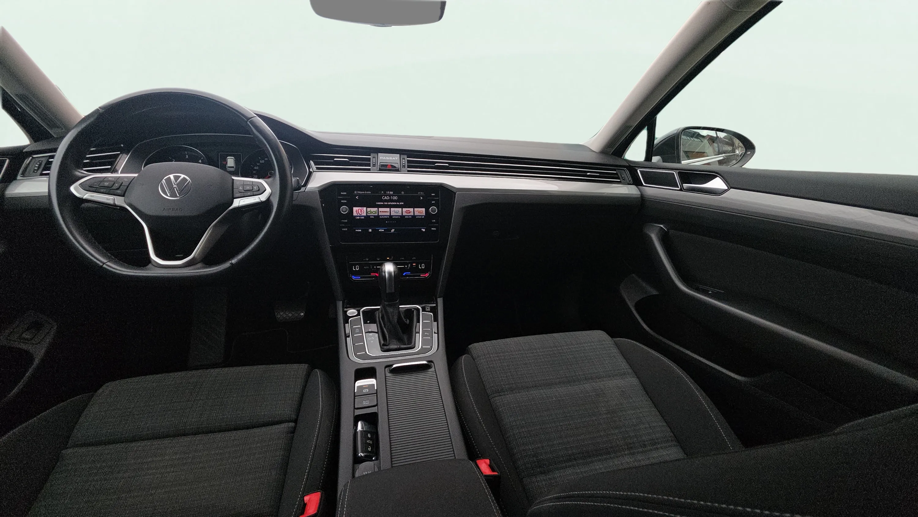 Volkswagen Passat Variant 2.0 TDI DSG - foto 10