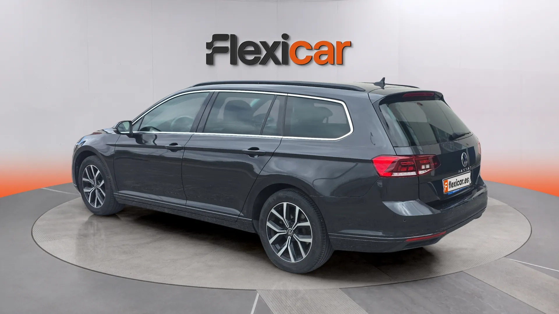 Volkswagen Passat Variant 2.0 TDI DSG - foto 8