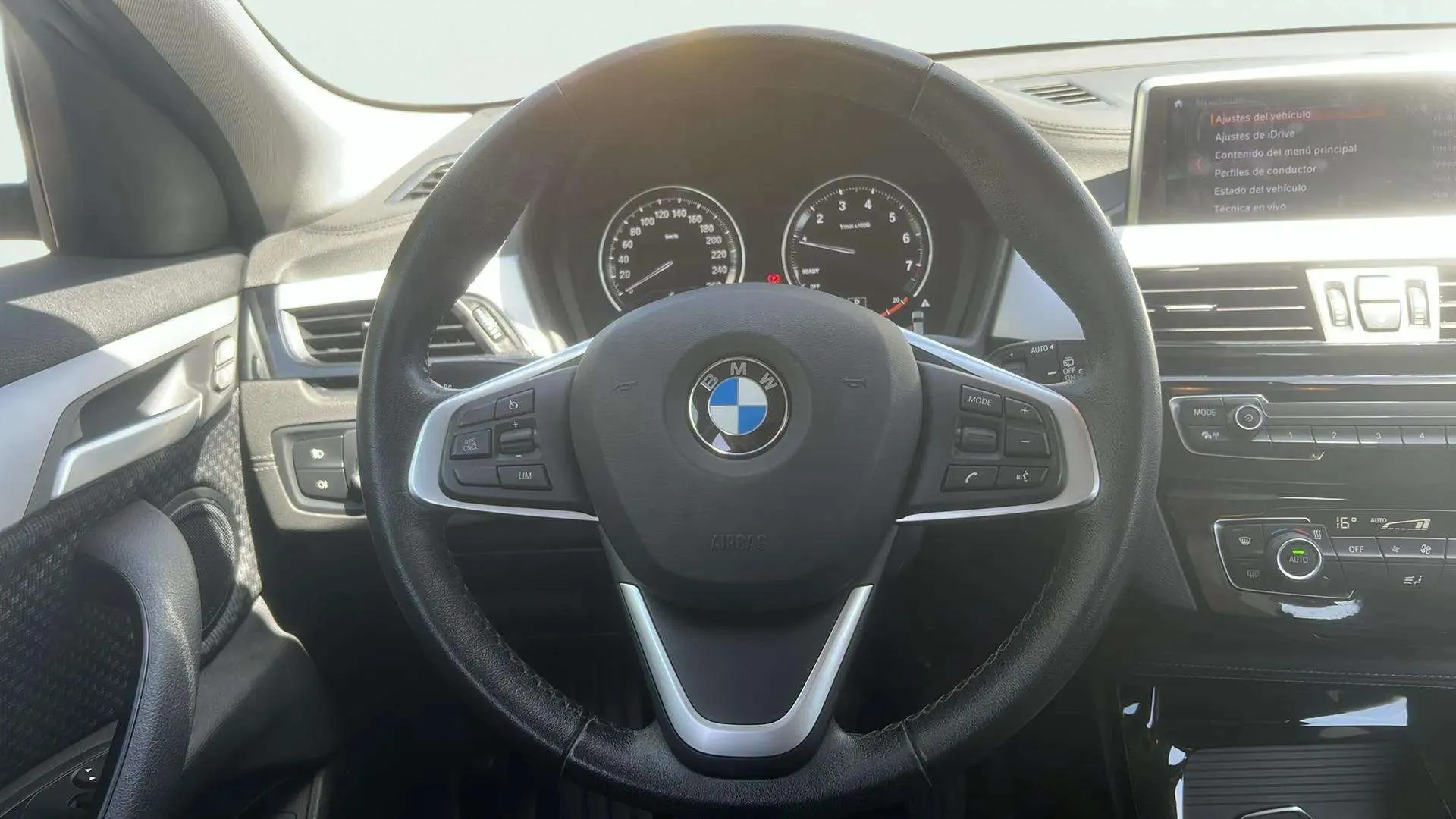 BMW X2 sDrive18i - foto 11