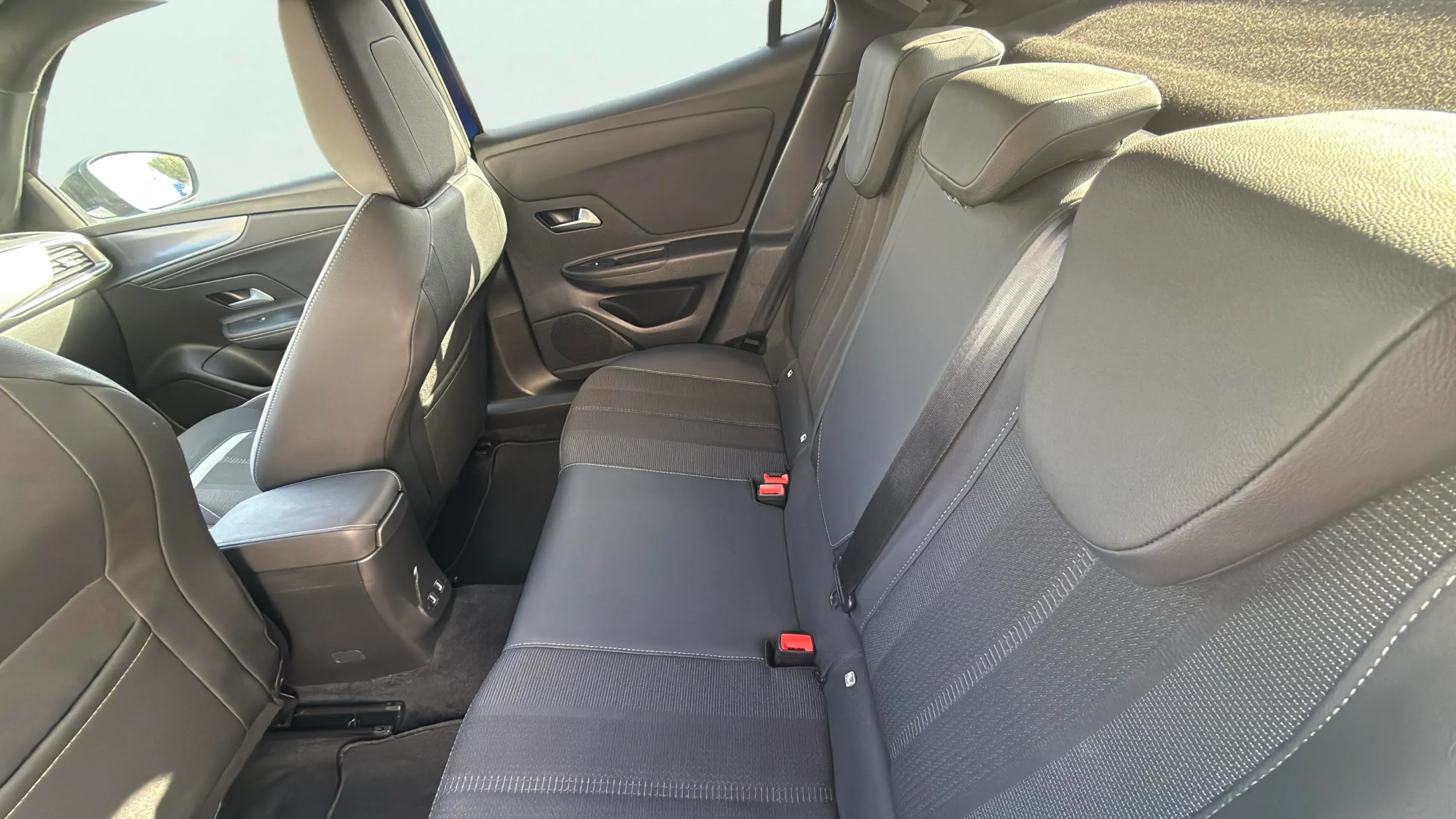 Opel Mokka 1.2 T GS - foto 16