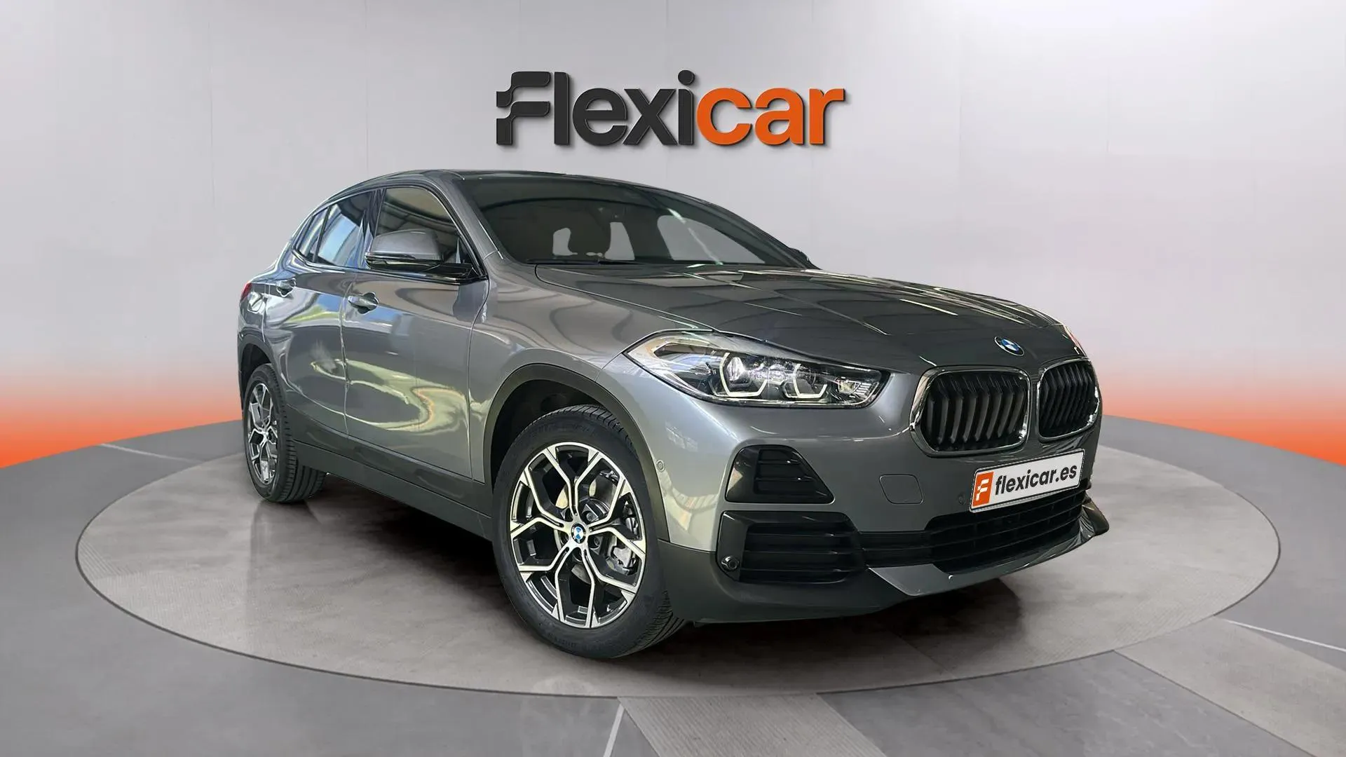 BMW X2 sDrive18i - foto 1