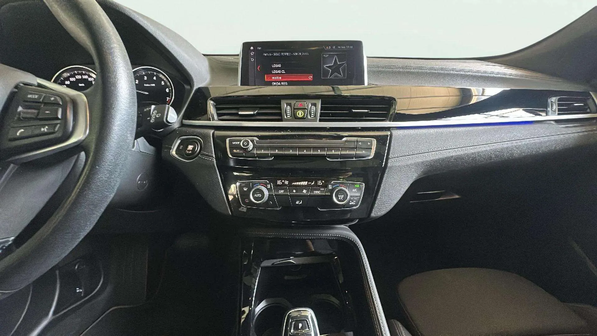 BMW X2 sDrive18i - foto 8