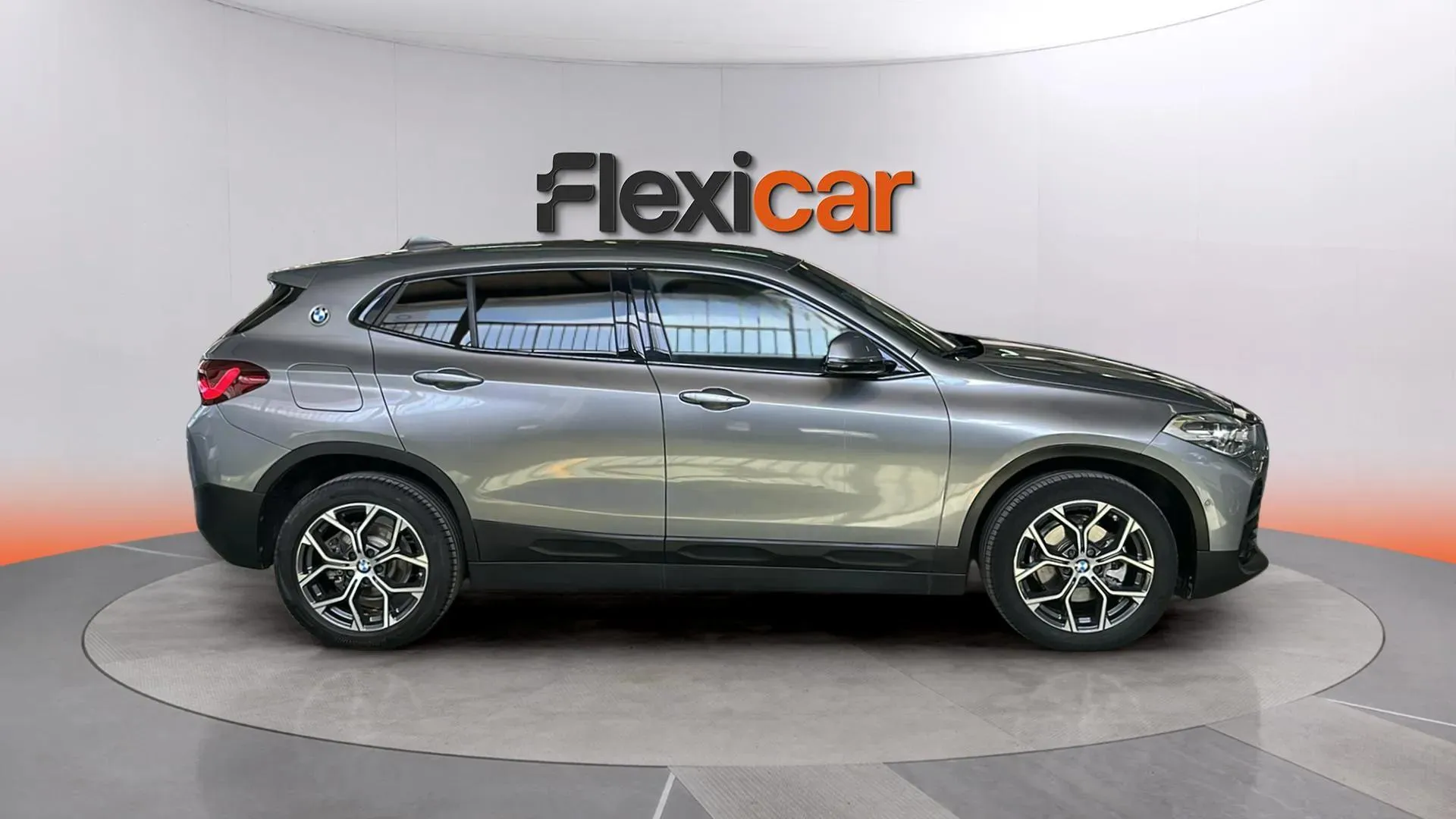 BMW X2 sDrive18i - foto 5