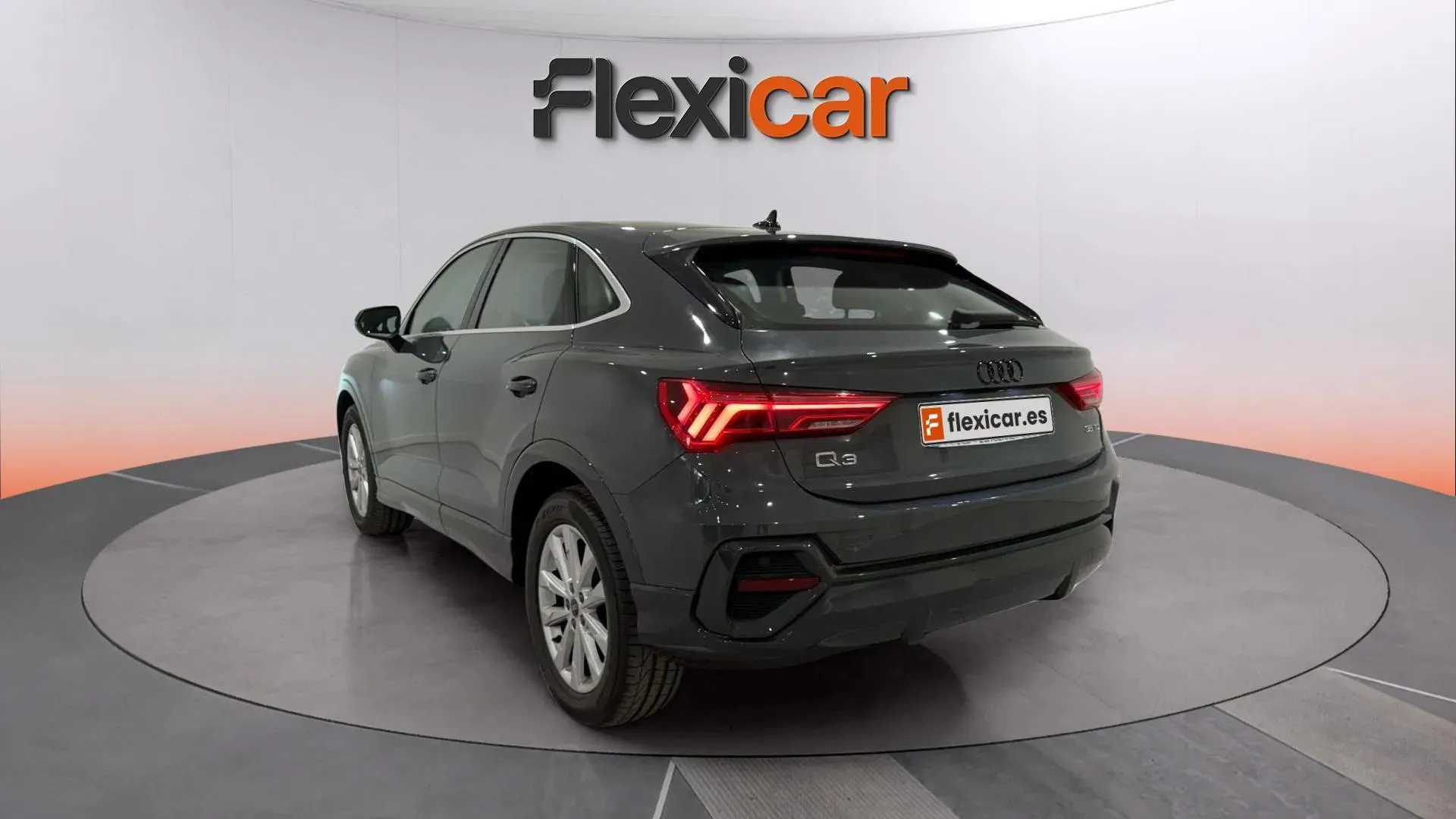 Audi Q3 35 TDI S tronic - foto 5