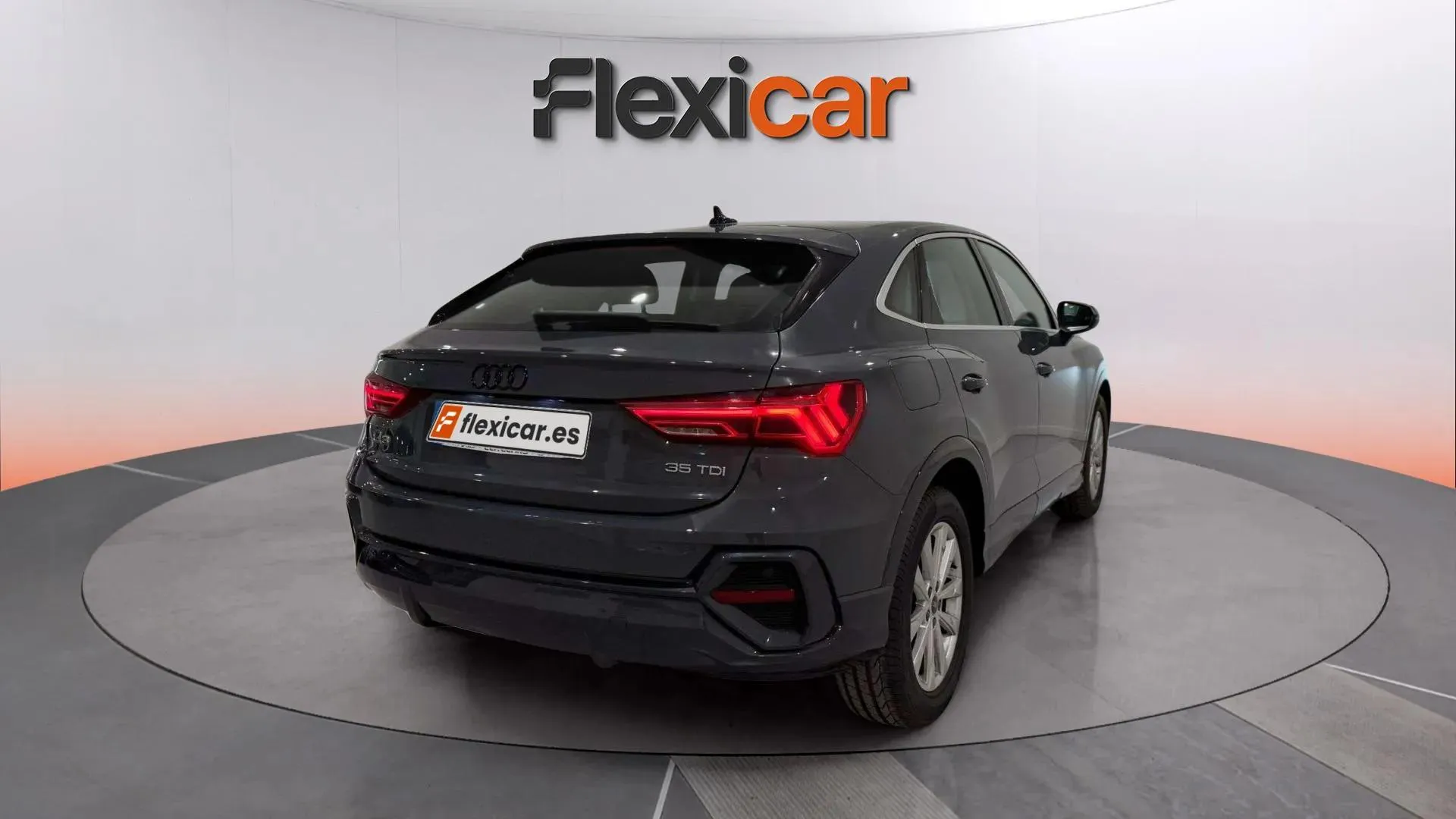 Audi Q3 35 TDI S tronic - foto 7