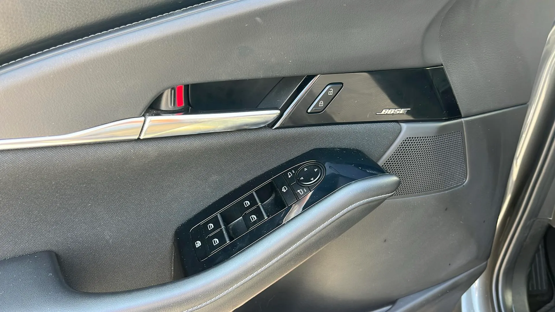 Mazda CX-30 2.0 Zenith Safety (sin Pack Bose - foto 9