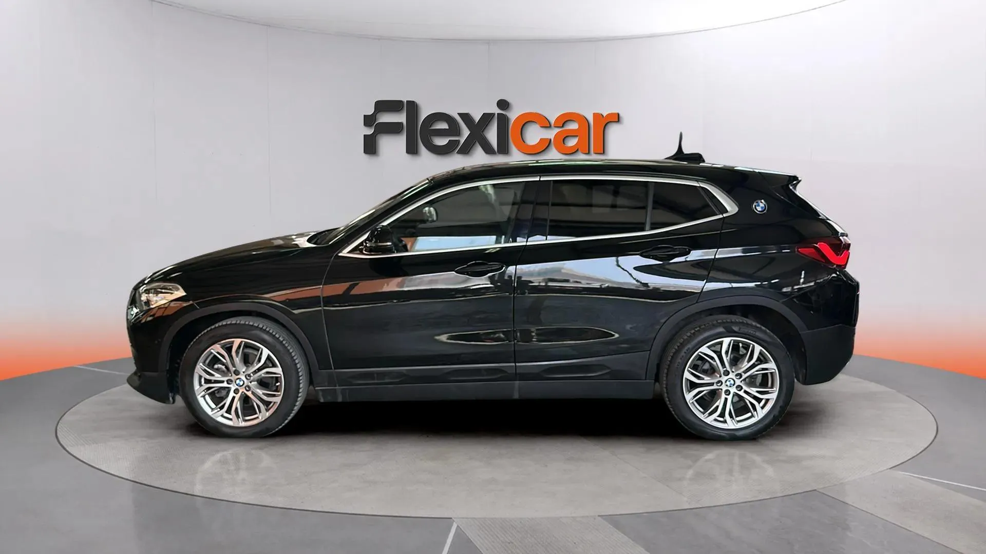 BMW X2 sDrive18i - foto 3