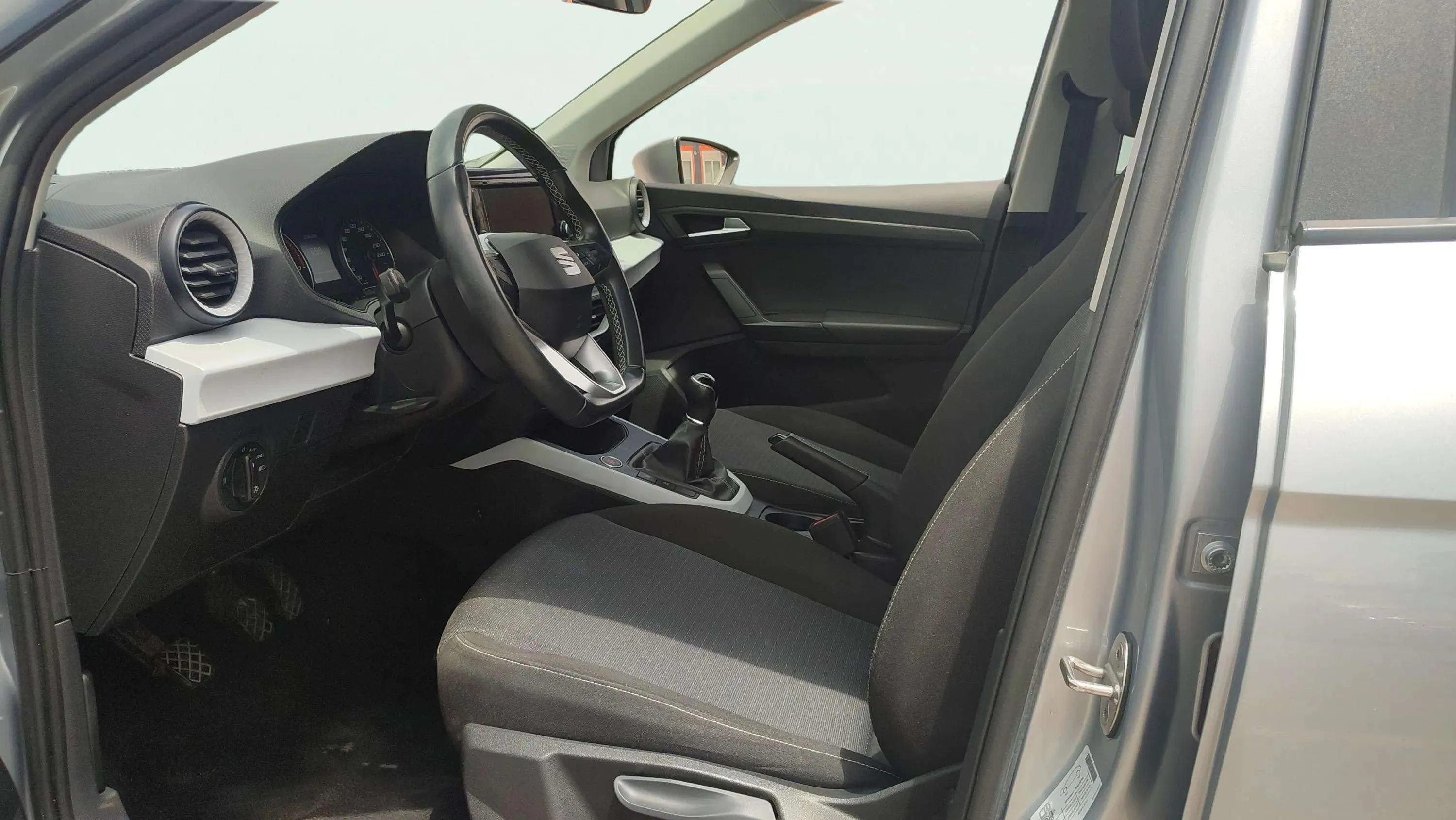 SEAT Arona 1.0 TSI Style XL Edition - foto 11