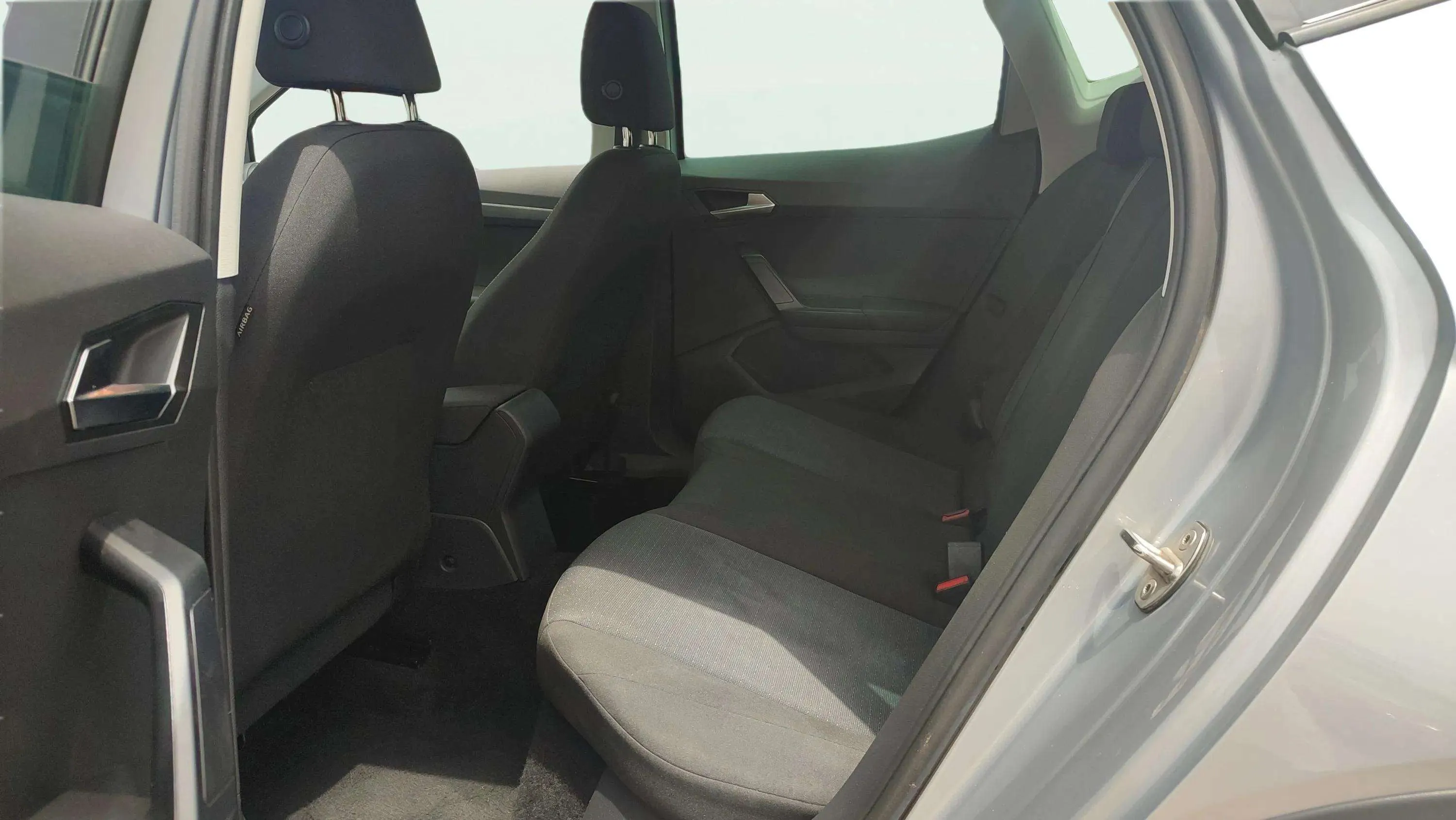 SEAT Arona 1.0 TSI Style XL Edition - foto 12