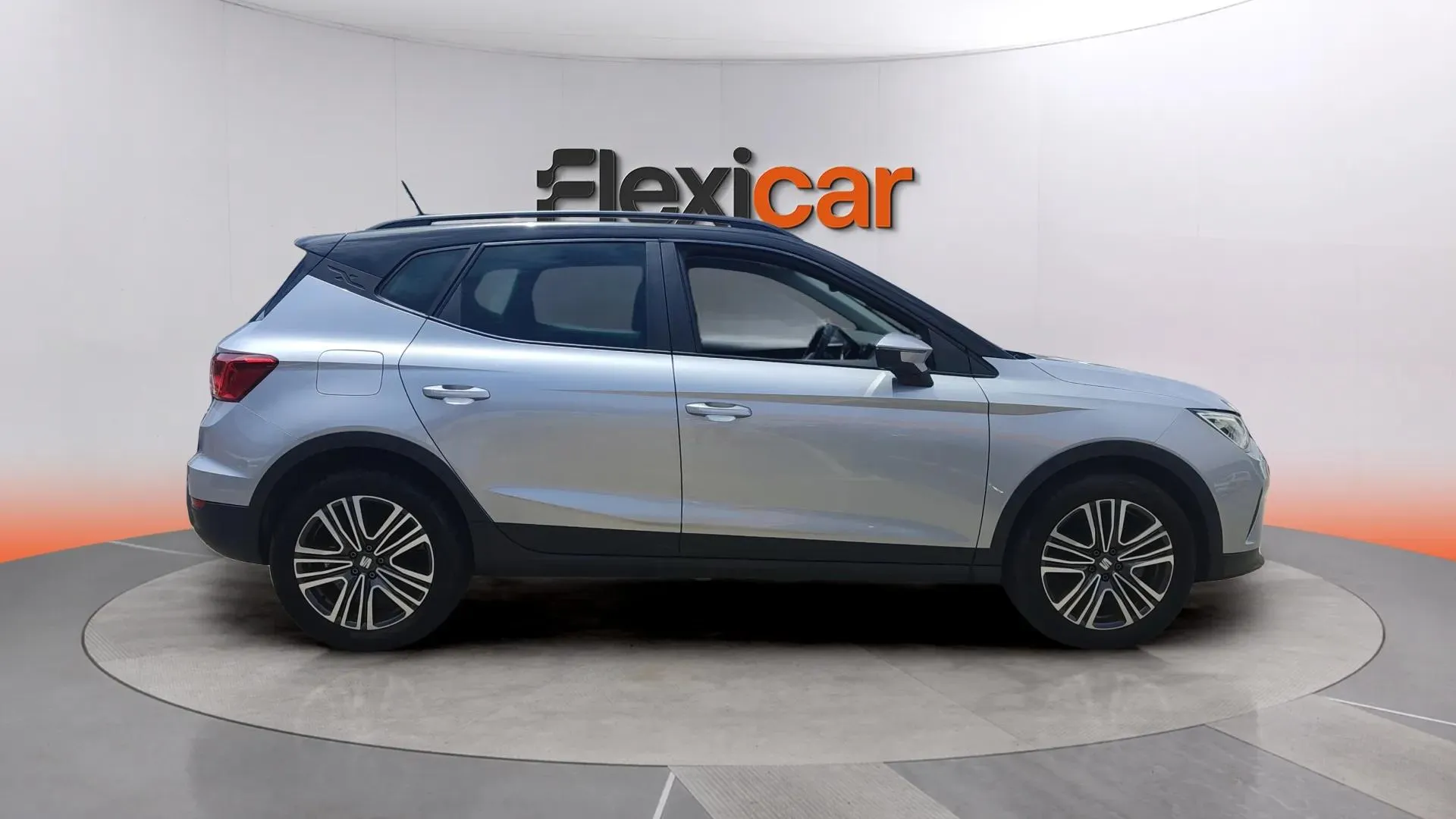 SEAT Arona 1.0 TSI Style XL Edition - foto 3